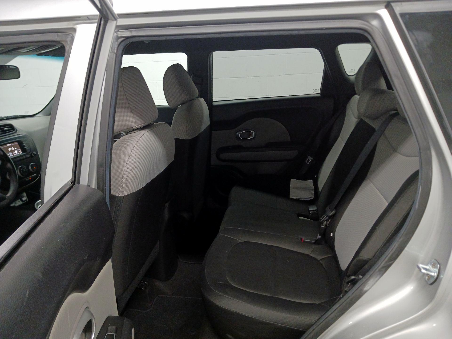 Thumbnail: 2017 Kia Soul - 16