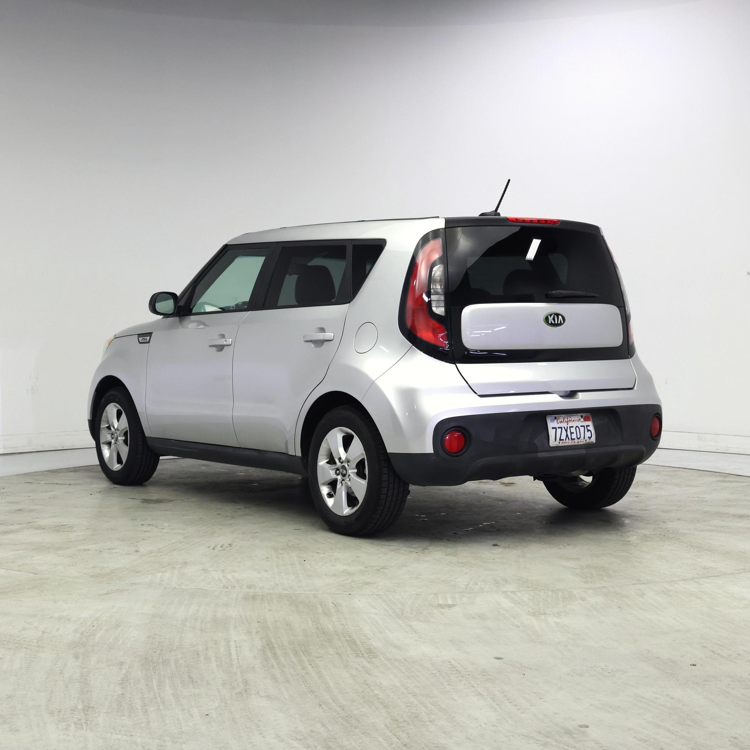 Thumbnail: 2017 Kia Soul - 2