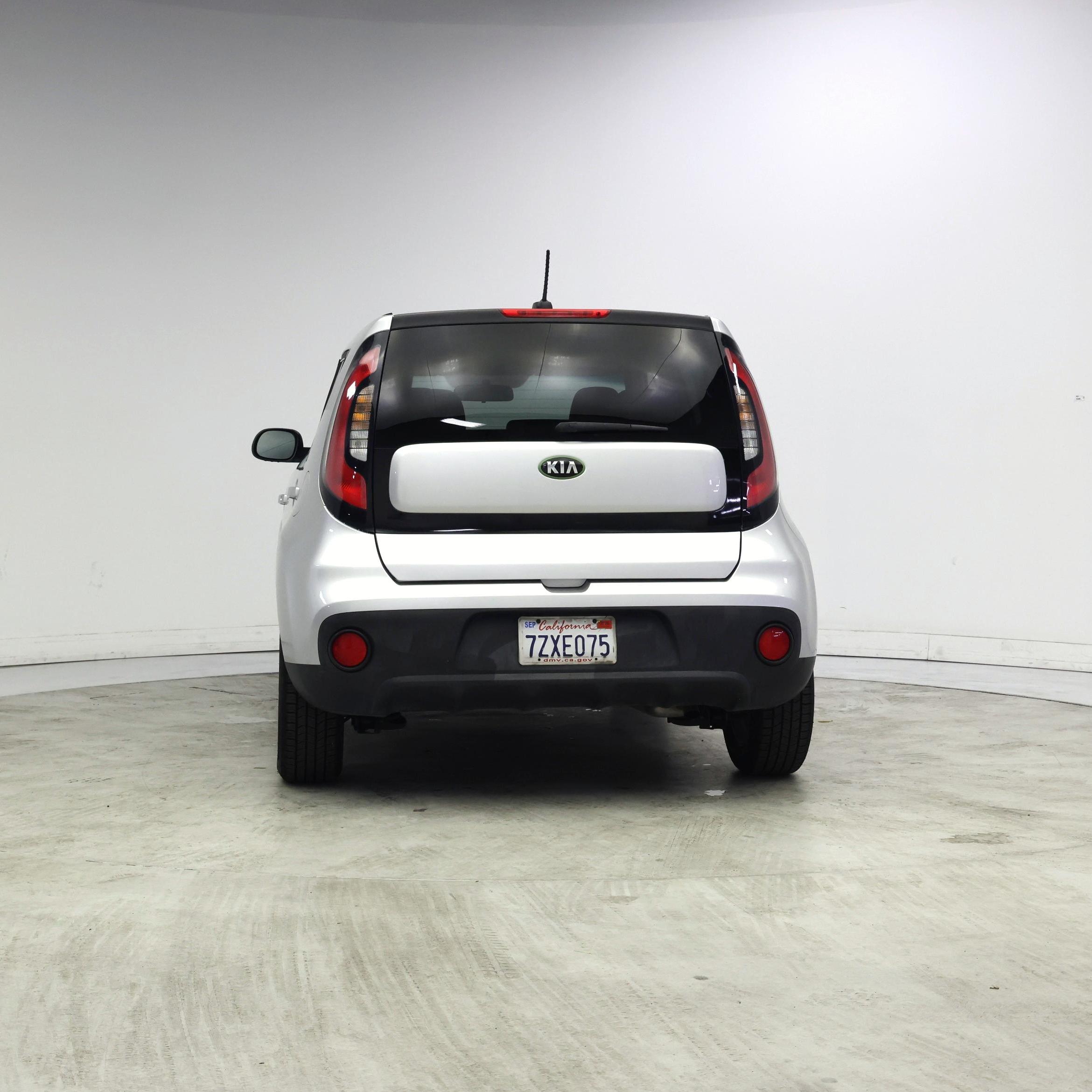 Thumbnail: 2017 Kia Soul - 6