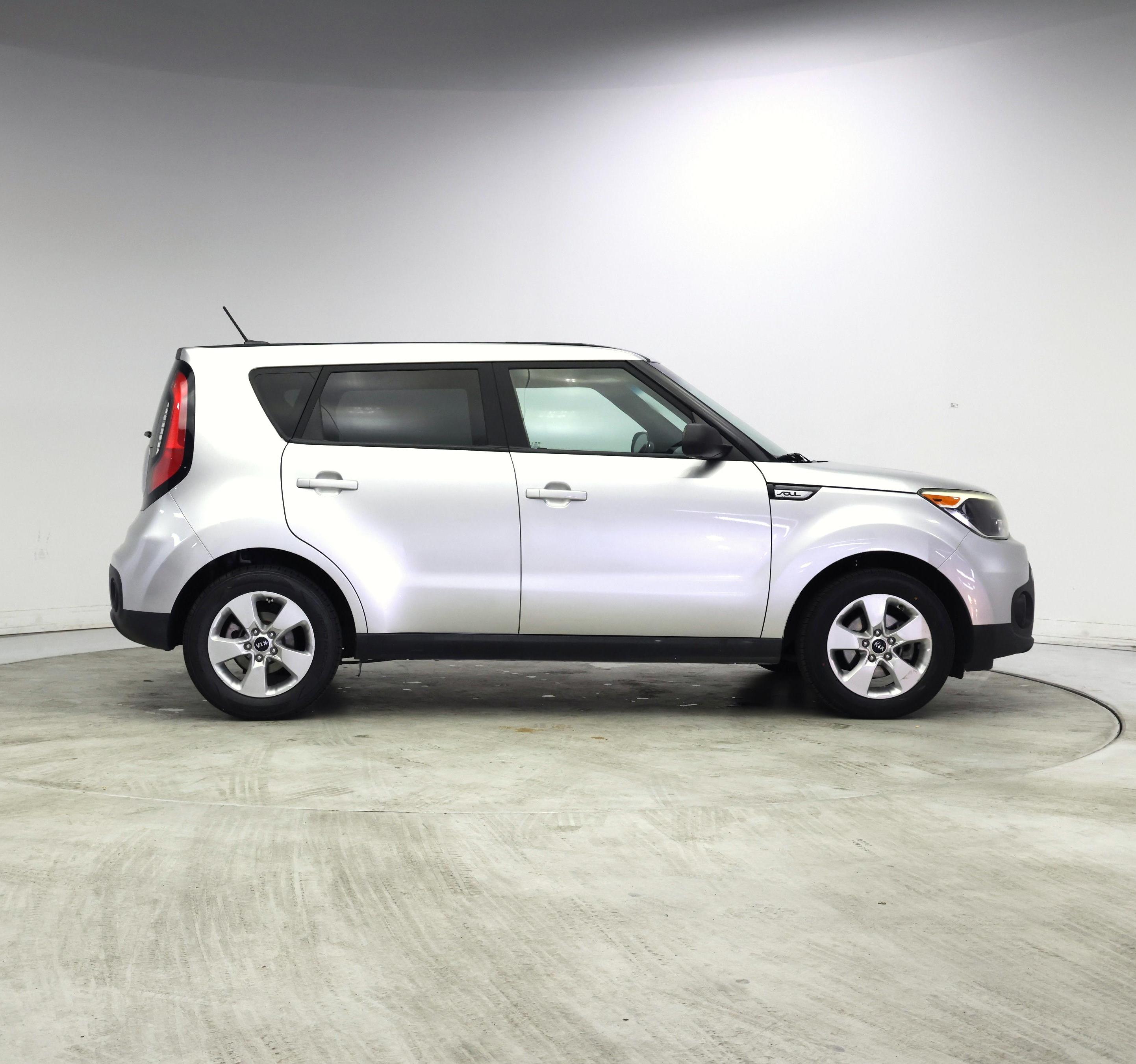 Thumbnail: 2017 Kia Soul - 7