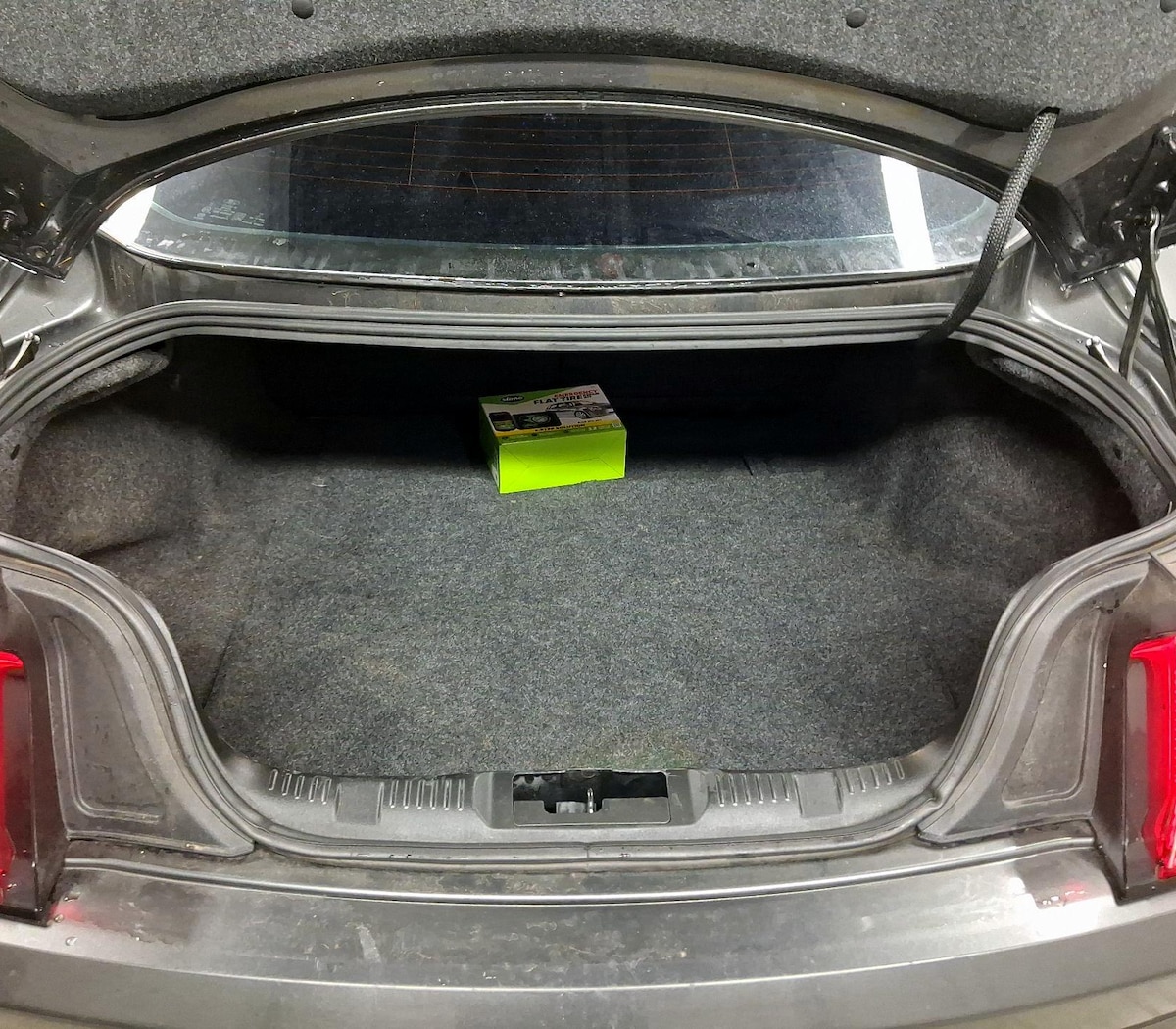 Trunk/Cargo (Seats Up)