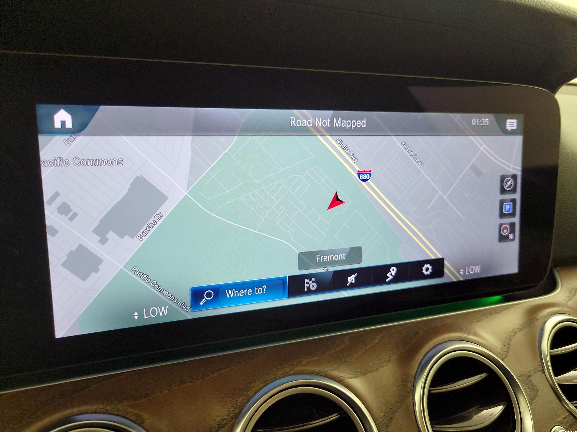 Thumbnail: 2021 Mercedes-Benz E-Class - 14