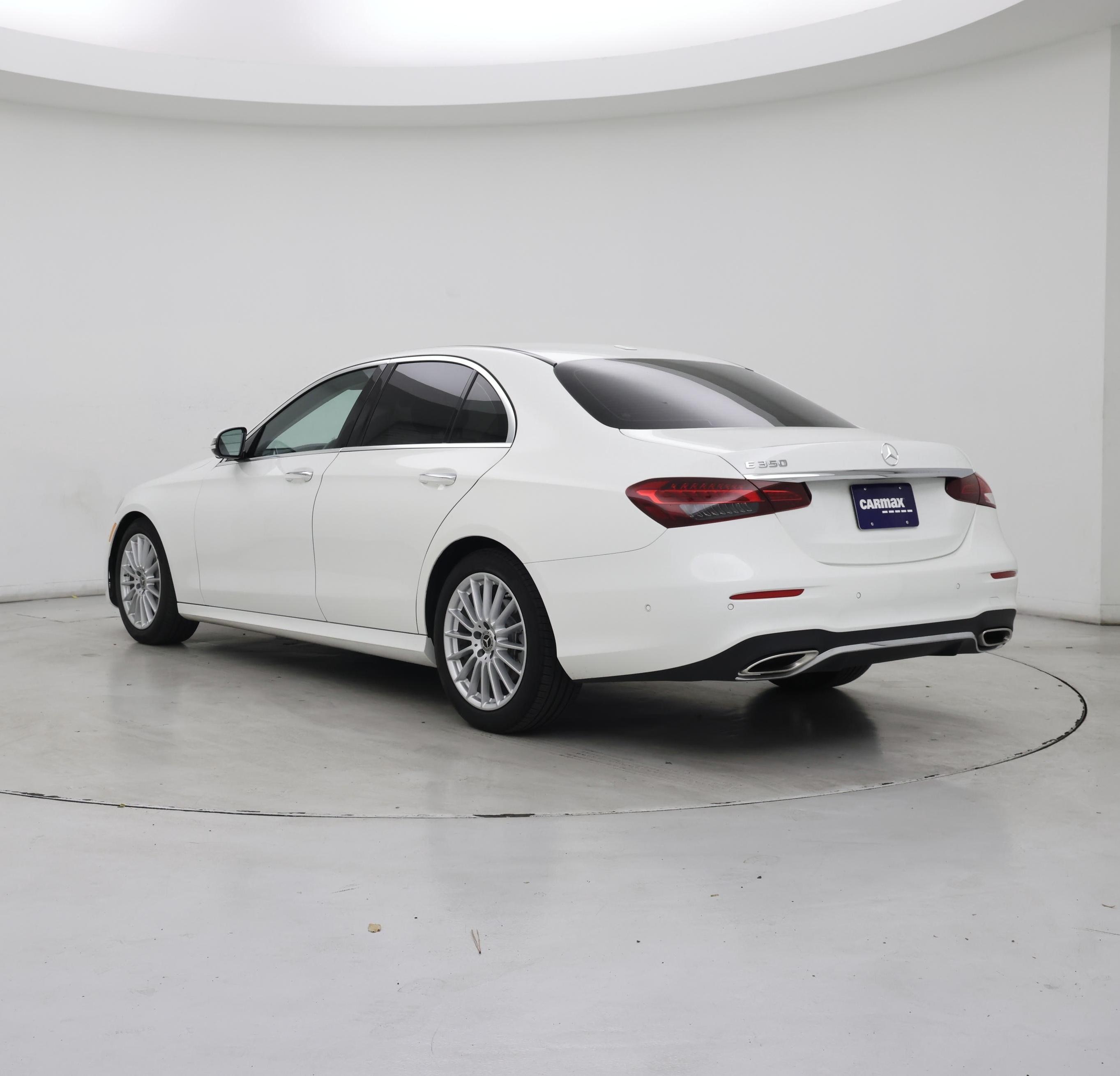 Thumbnail: 2021 Mercedes-Benz E-Class - 2