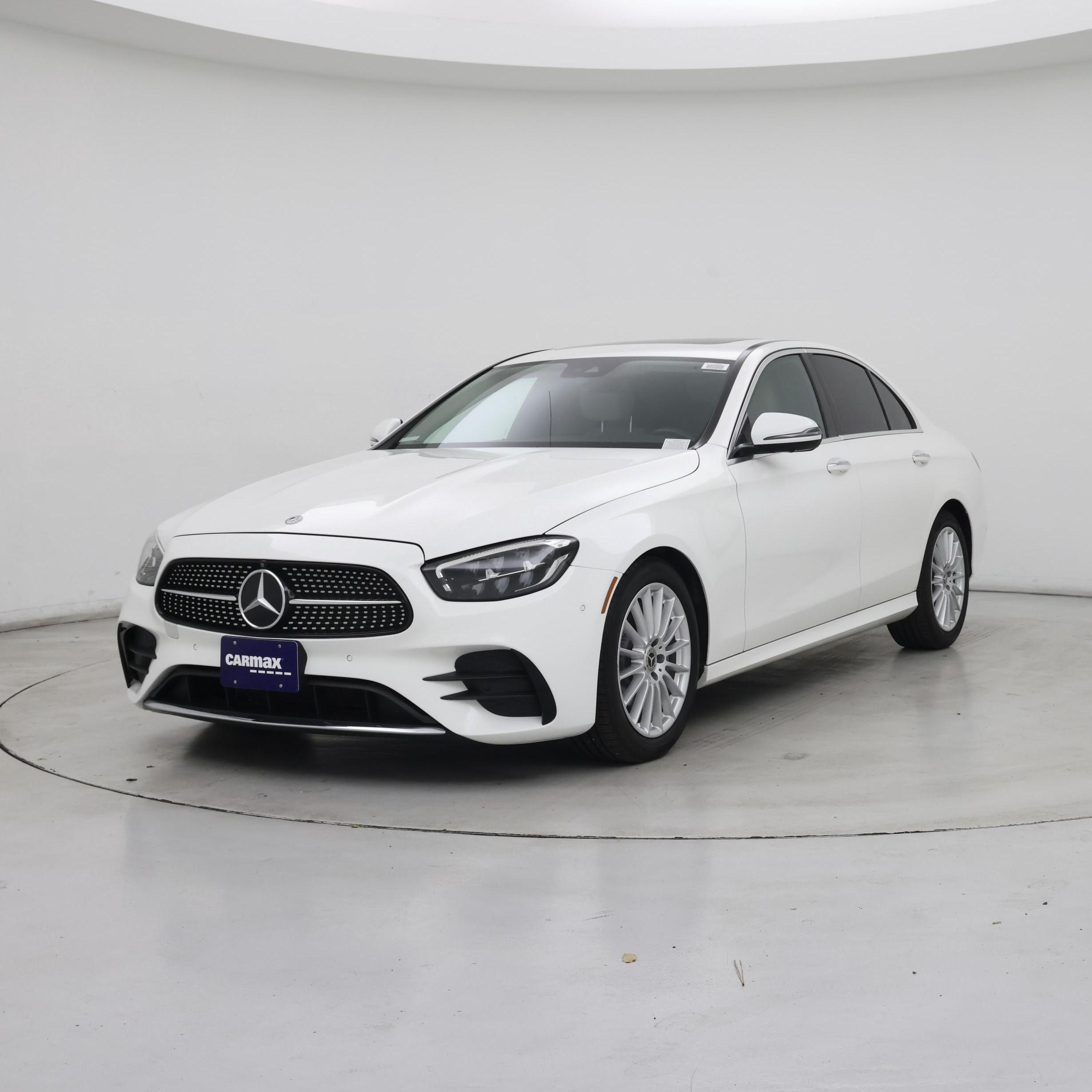 Thumbnail: 2021 Mercedes-Benz E-Class - 4