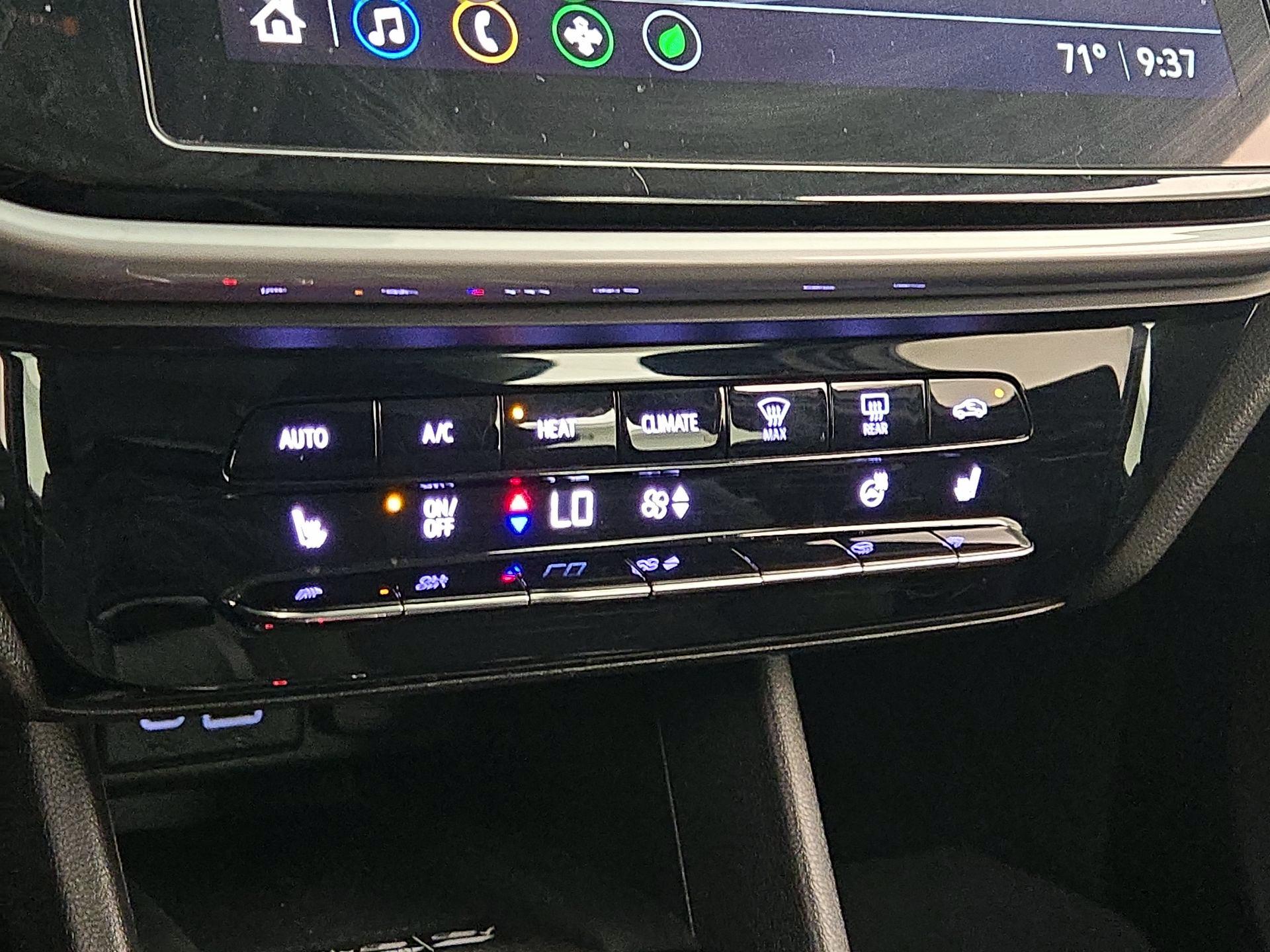 Thumbnail: 2023 Chevrolet Bolt EUV - 16