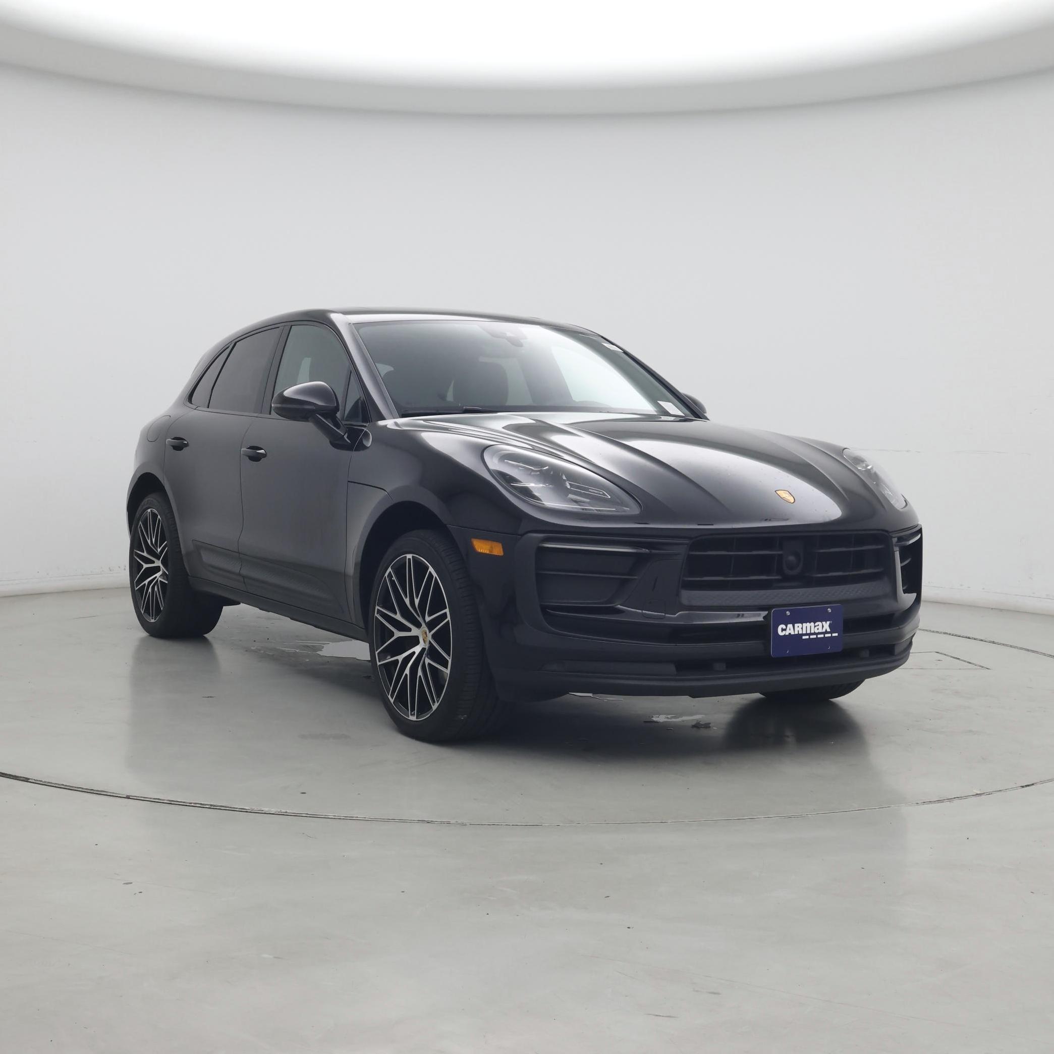 Black 2023 Porsche Macan SUV / Crossover  Automatic
