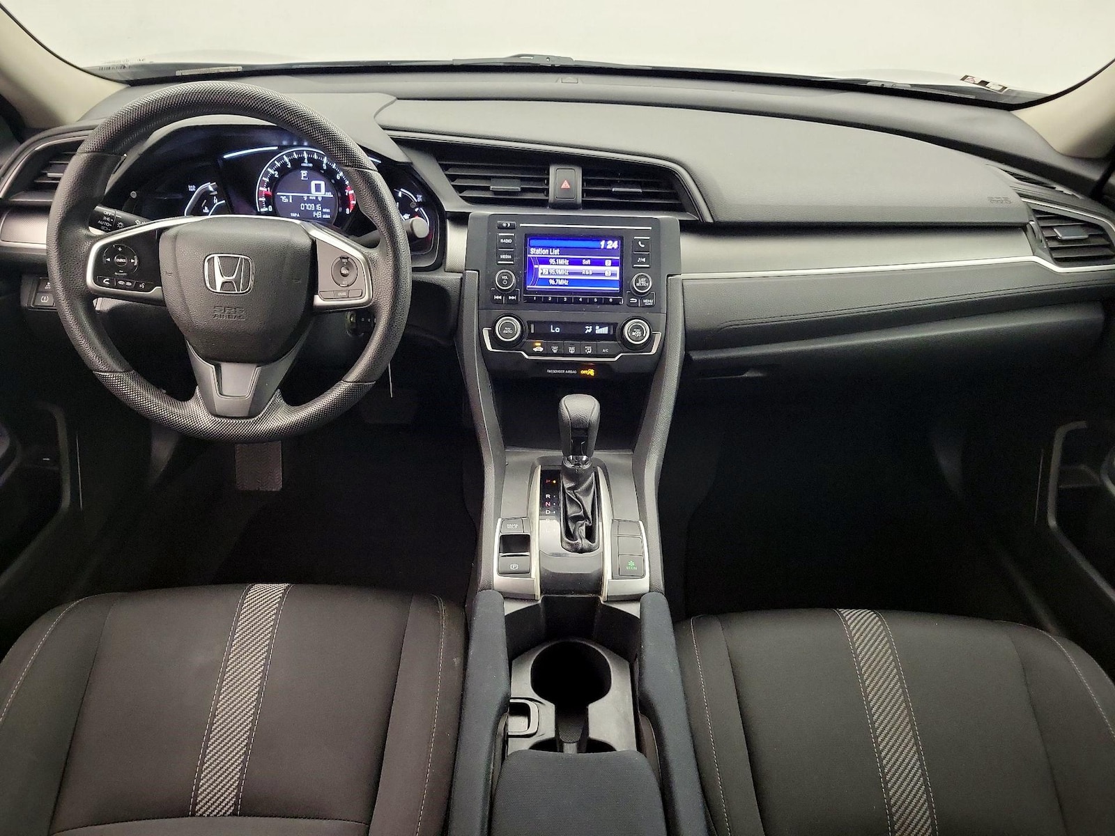 2018 Honda Civic LX - Photo 10