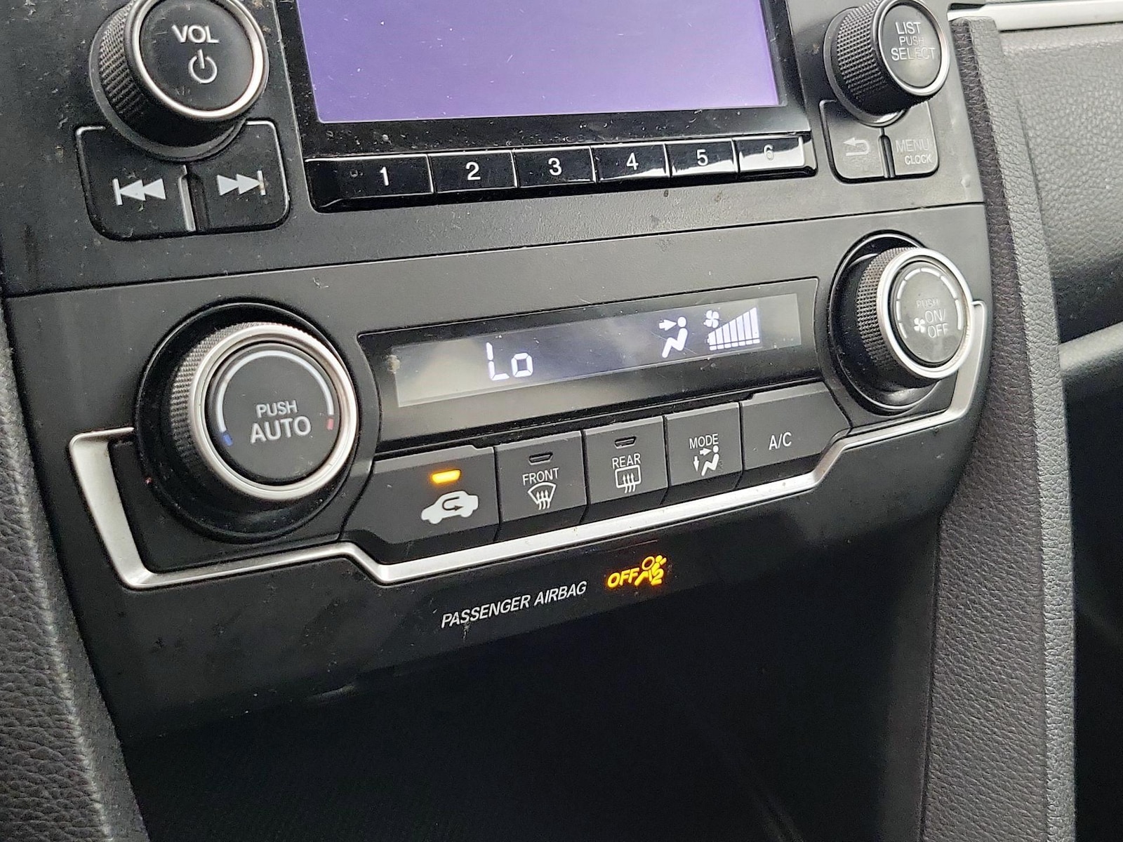 2018 Honda Civic LX - Photo 17
