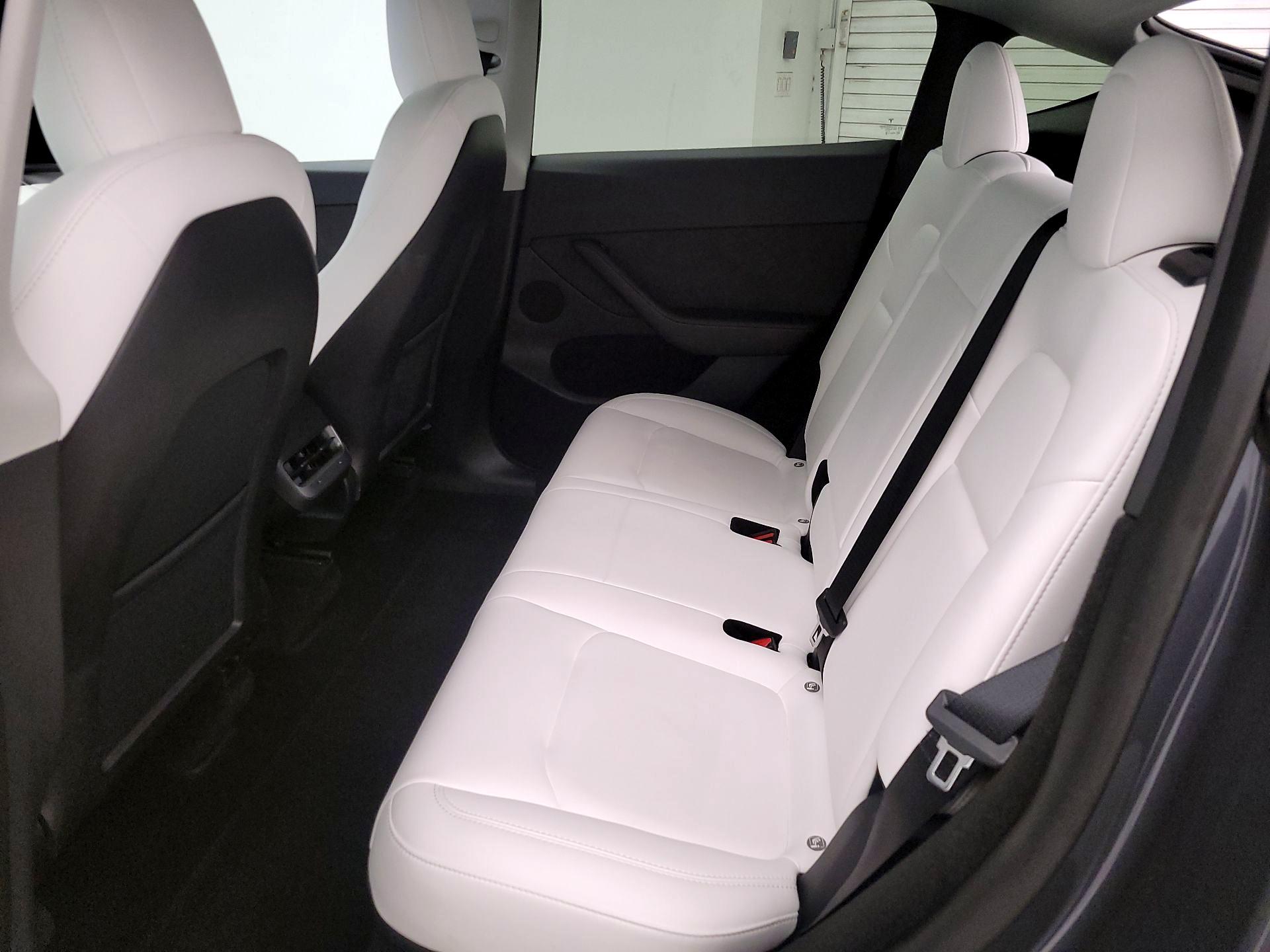 Thumbnail: 2023 Tesla Model Y - 17