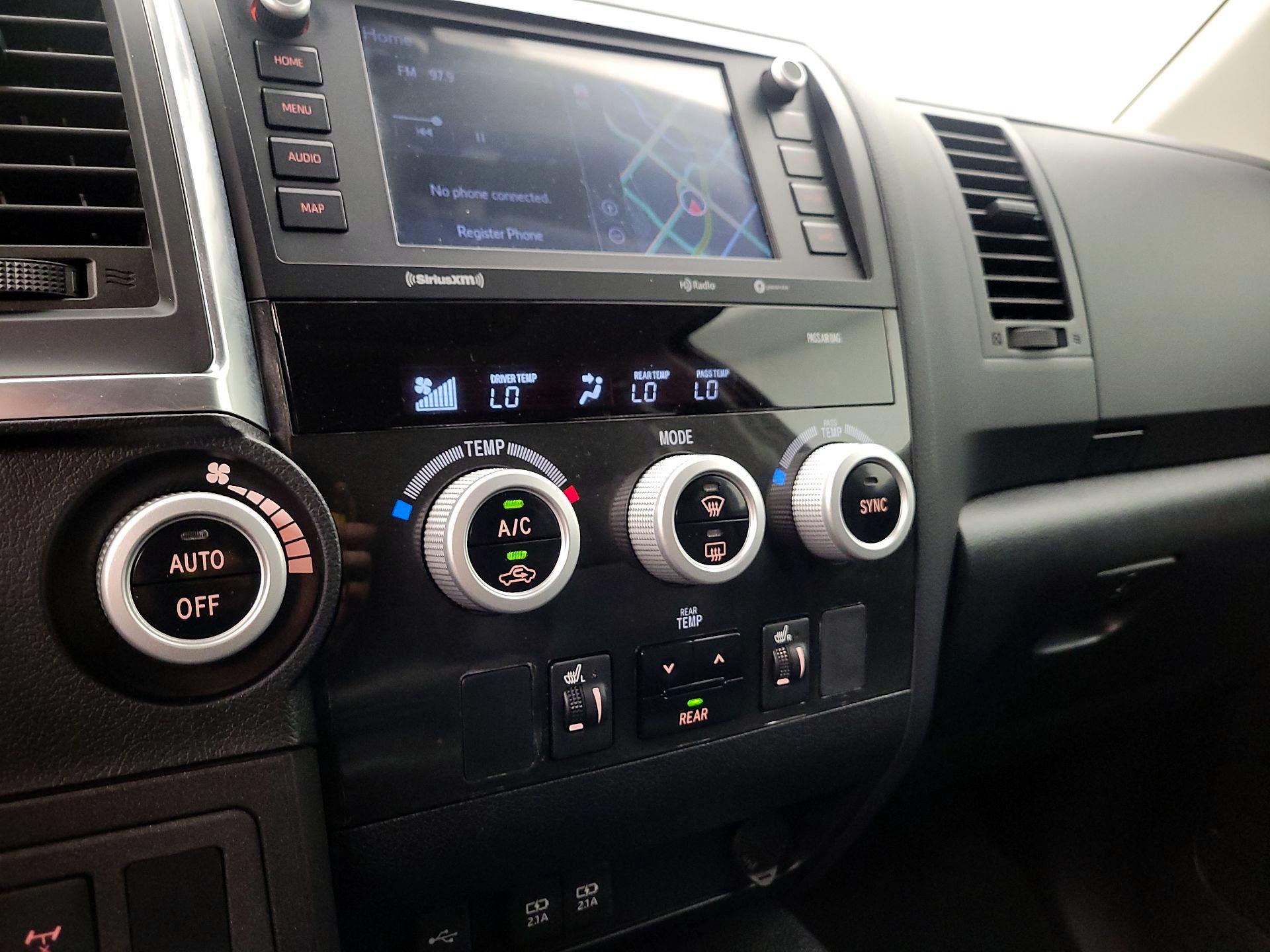 Thumbnail: 2020 Toyota Sequoia - 17
