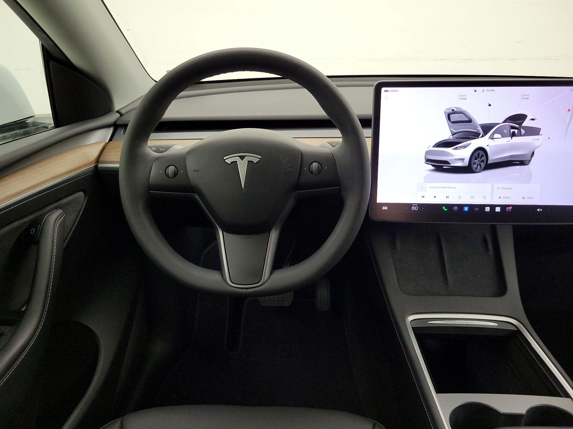 Thumbnail: 2024 Tesla Model Y - 10