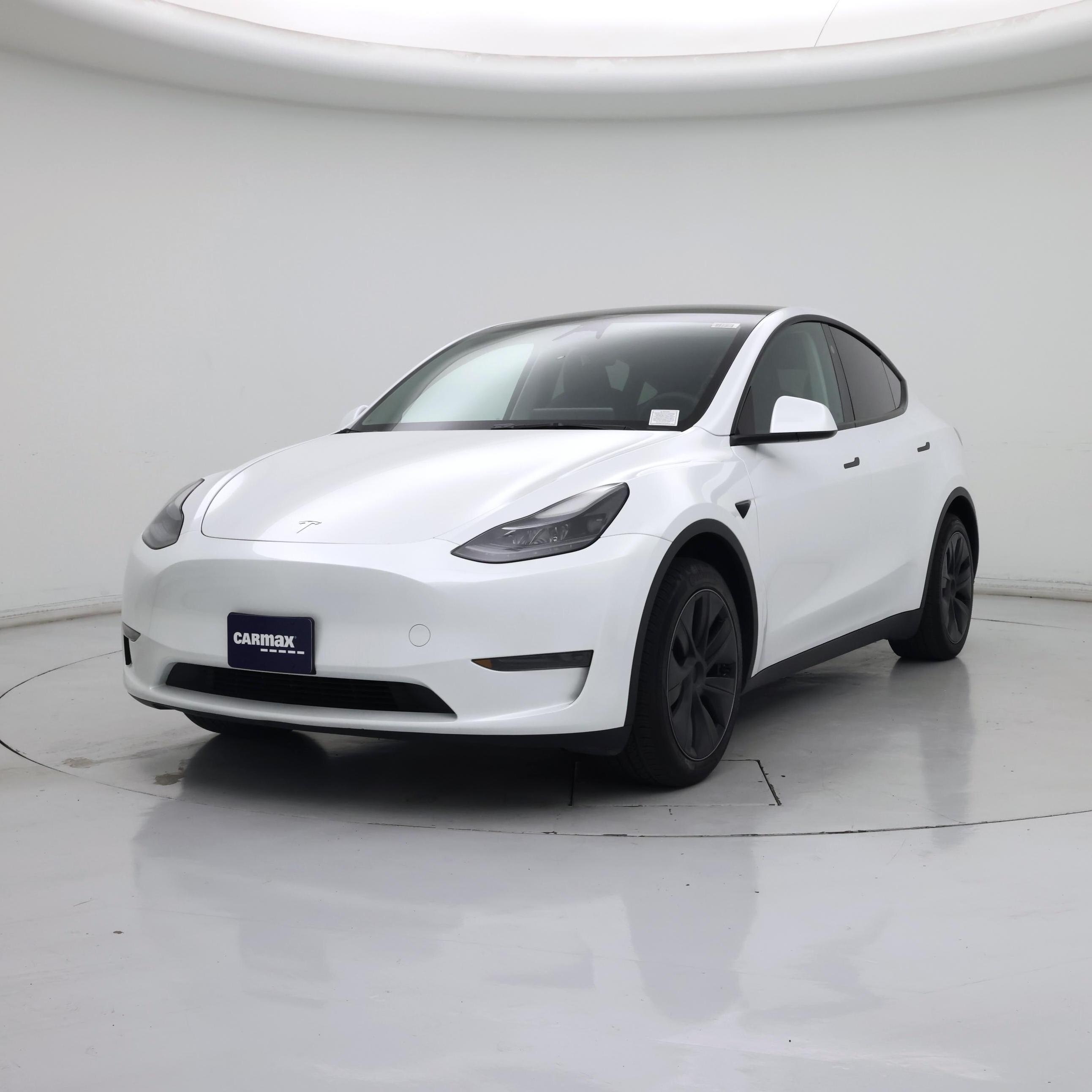Thumbnail: 2024 Tesla Model Y - 4