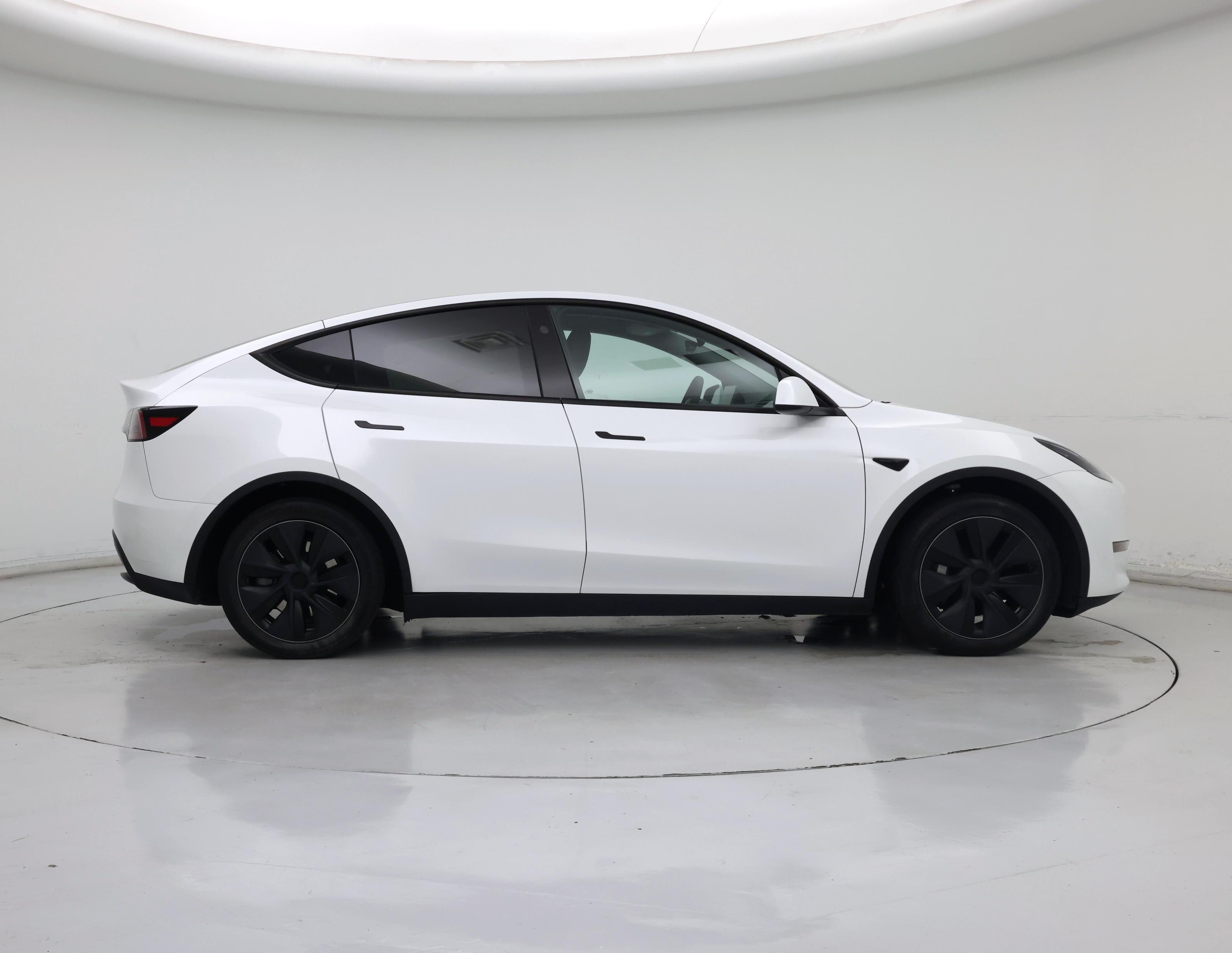 Thumbnail: 2024 Tesla Model Y - 7