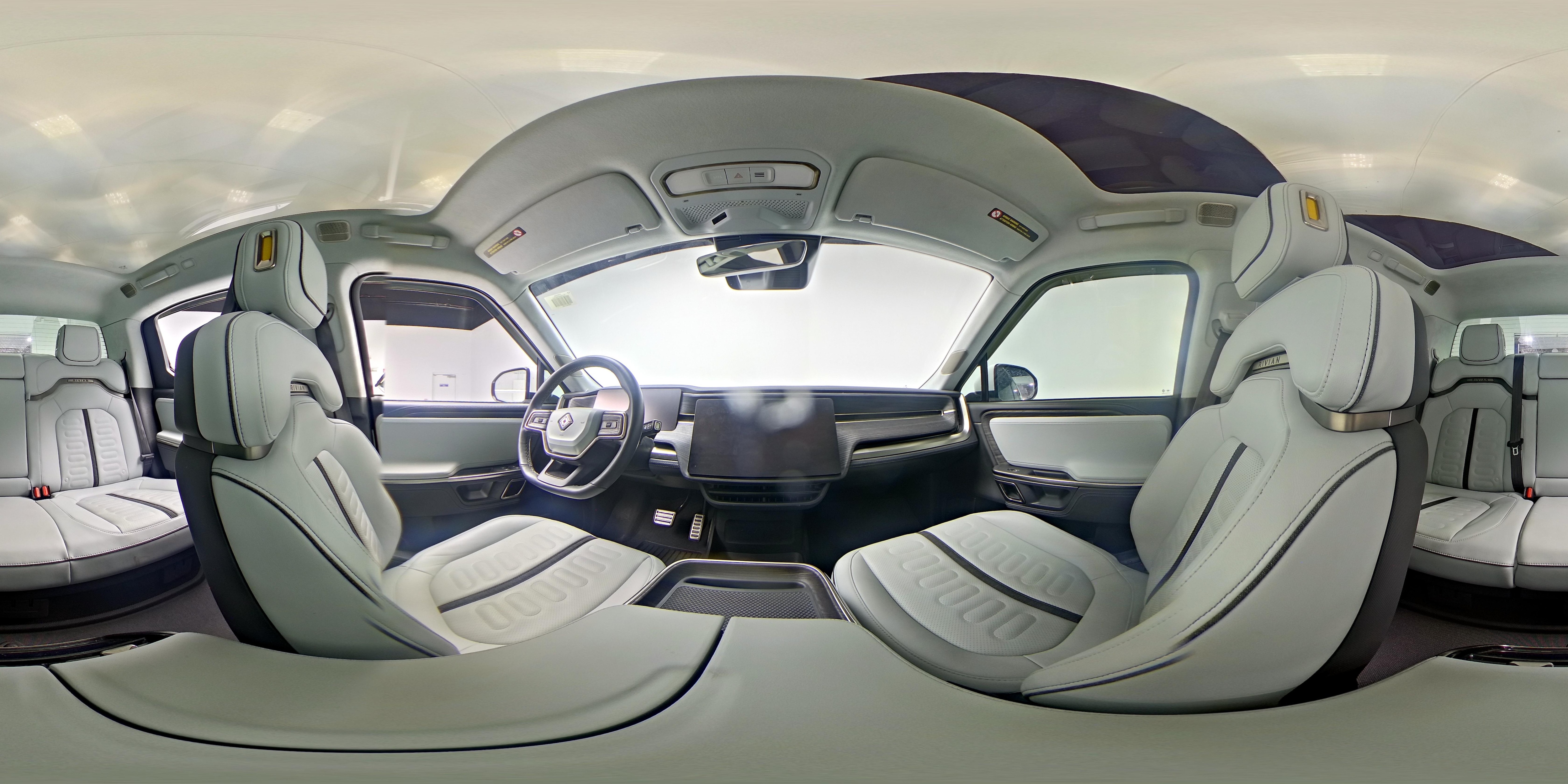 2023 Rivian R1T Adventure - Photo 24