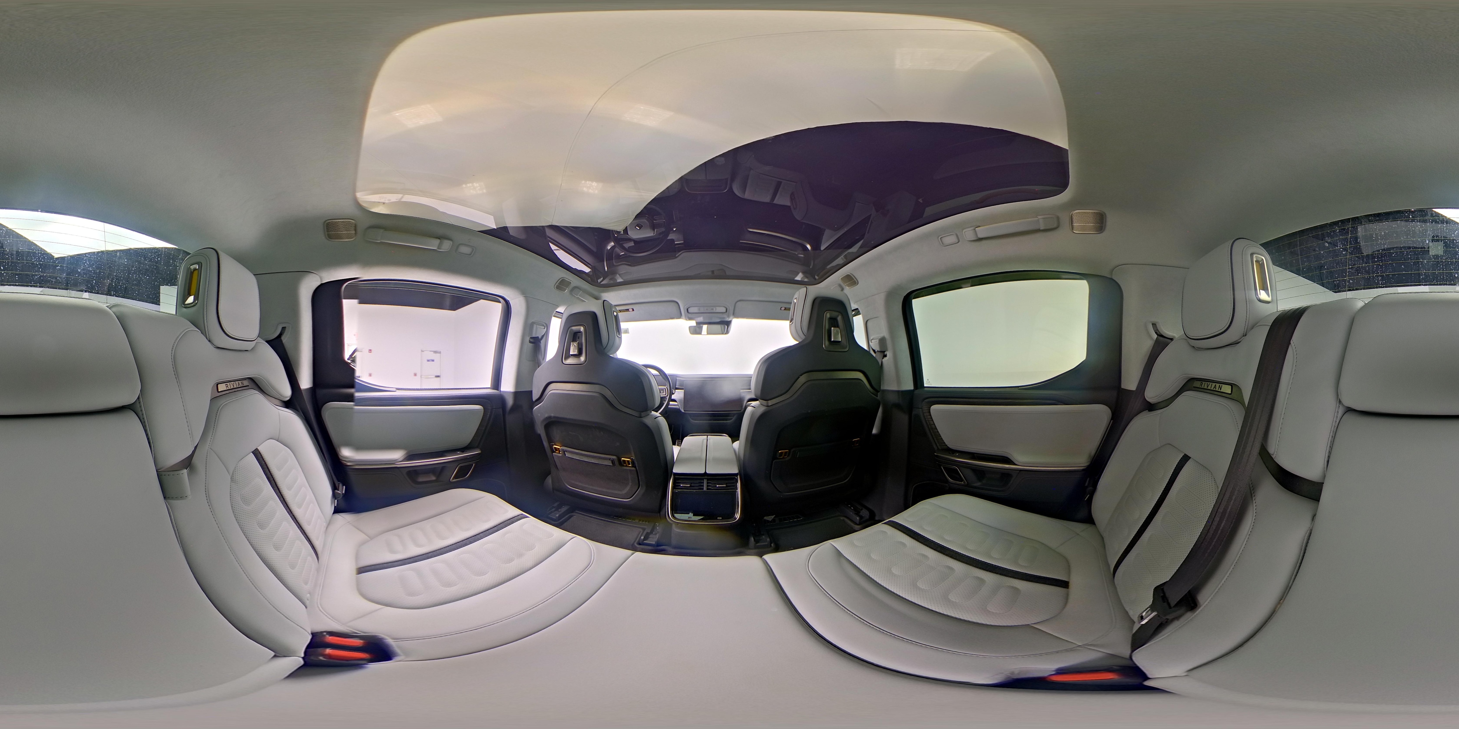 2023 Rivian R1T Adventure - Photo 25