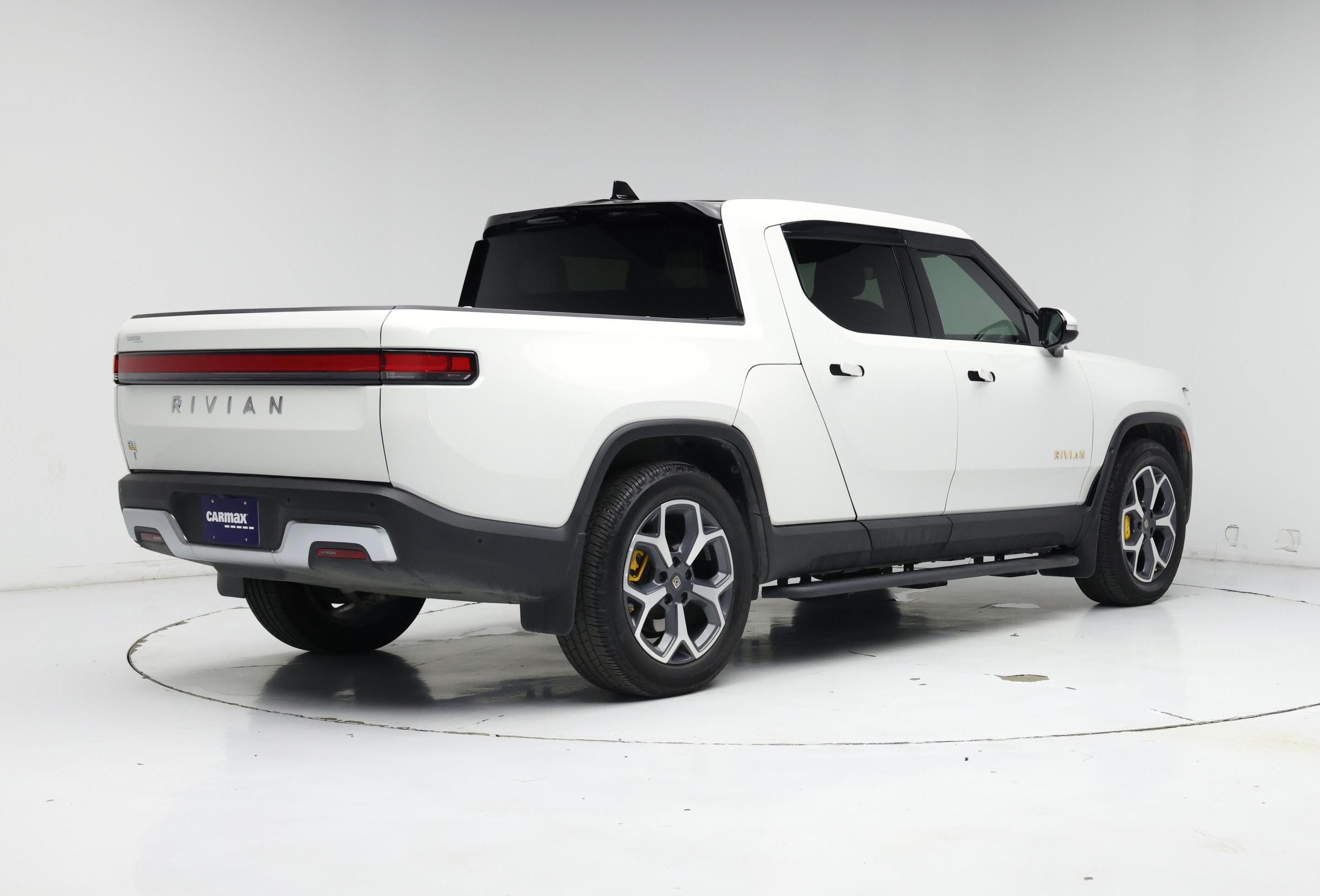 Thumbnail: 2023 Rivian R1T - 8