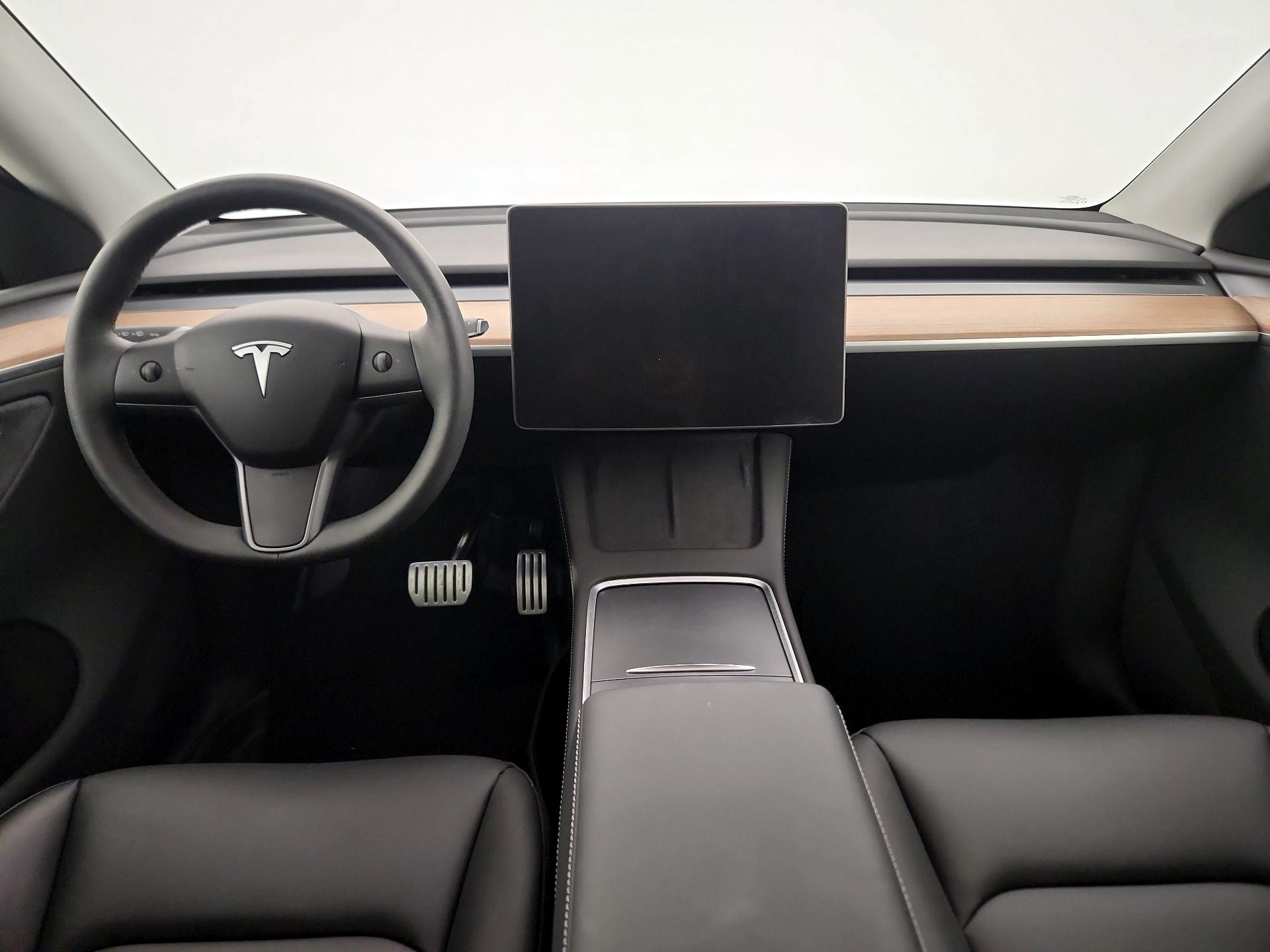 Thumbnail: 2024 Tesla Model Y - 9