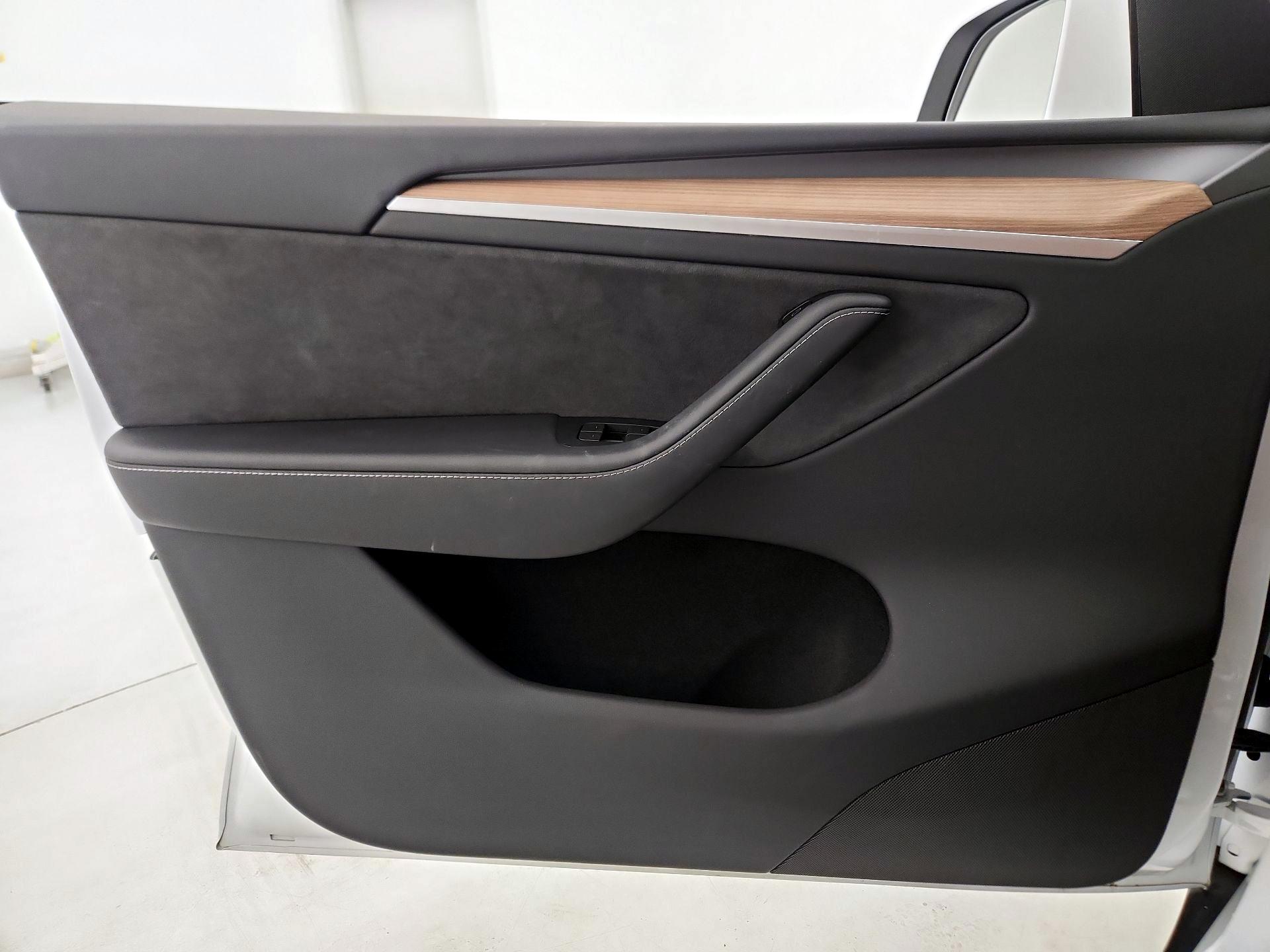Thumbnail: 2024 Tesla Model Y - 12