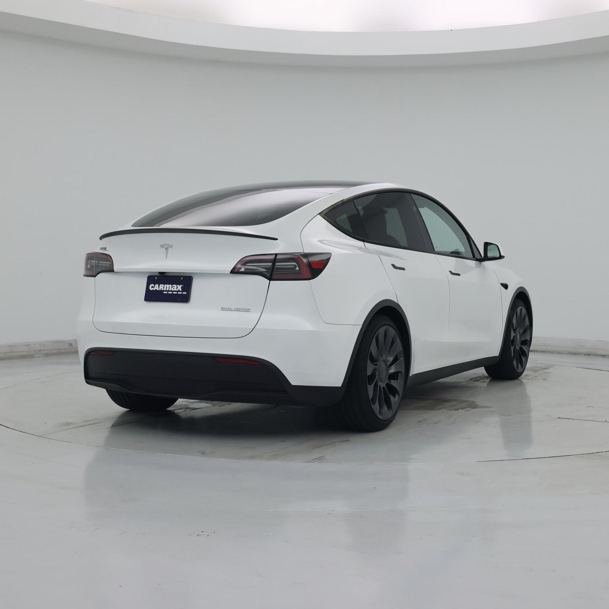 Thumbnail: 2024 Tesla Model Y - 8