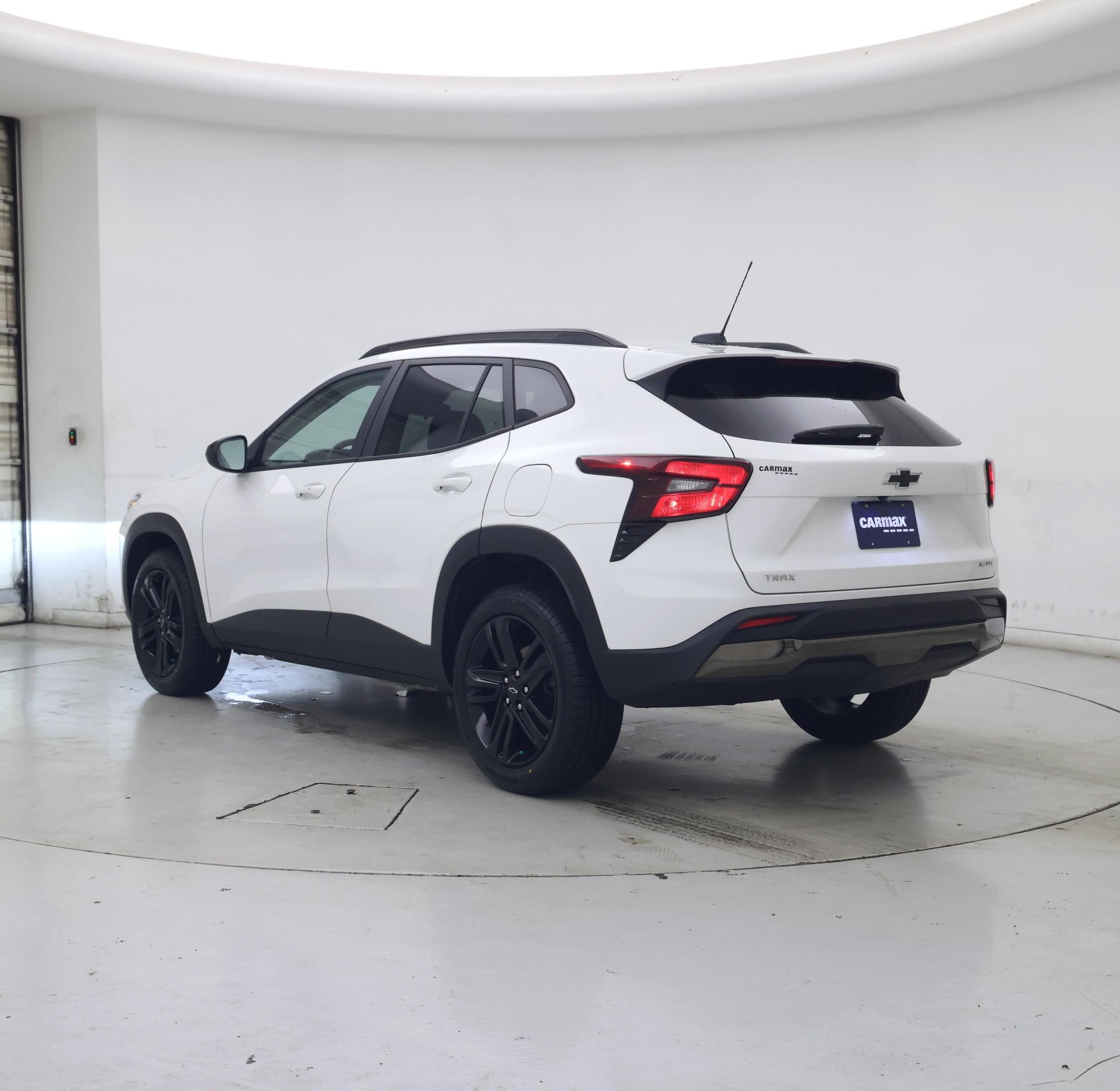 Thumbnail: 2024 Chevrolet Trax - 2