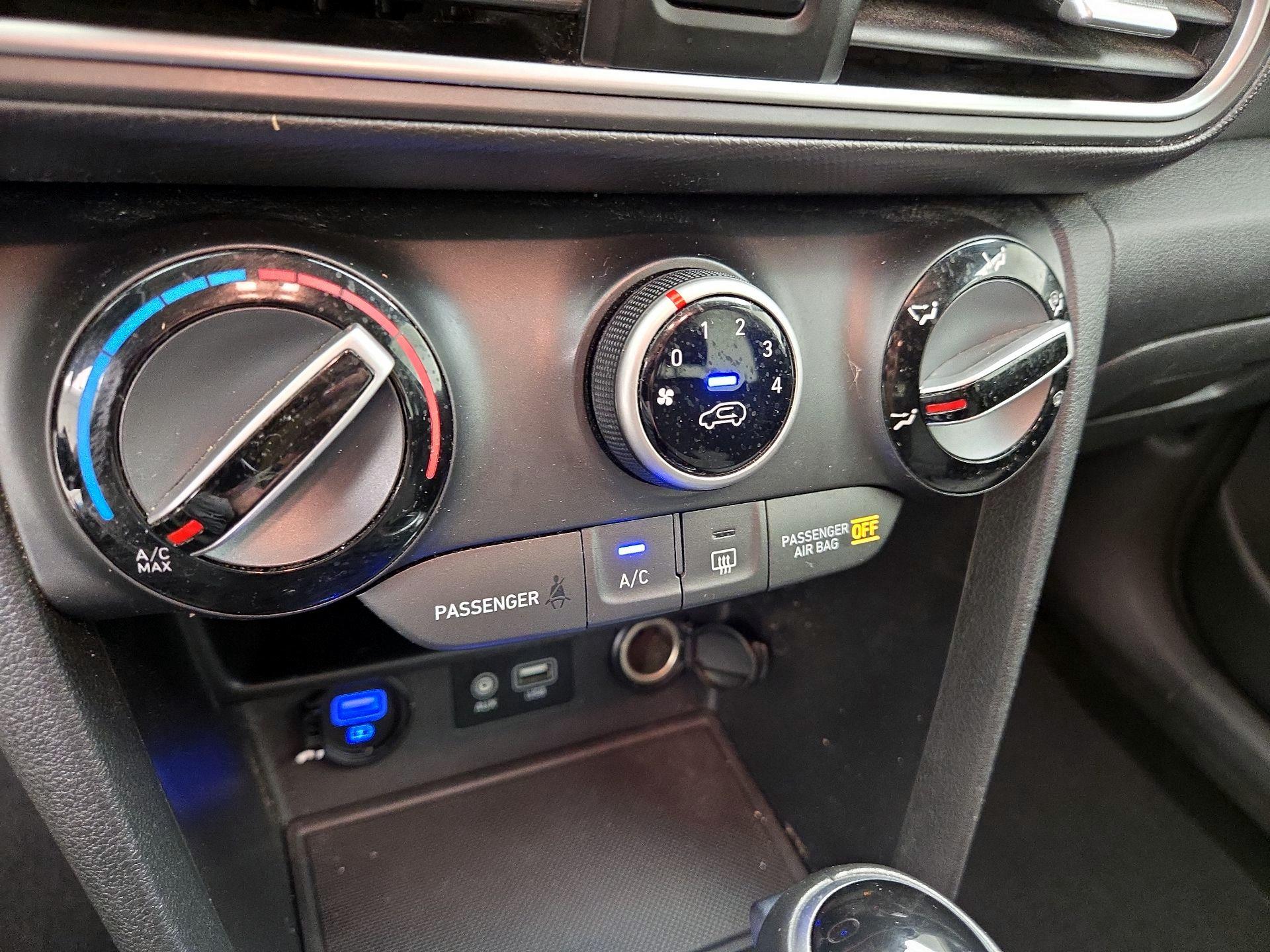 Thumbnail: 2019 Hyundai Kona - 16