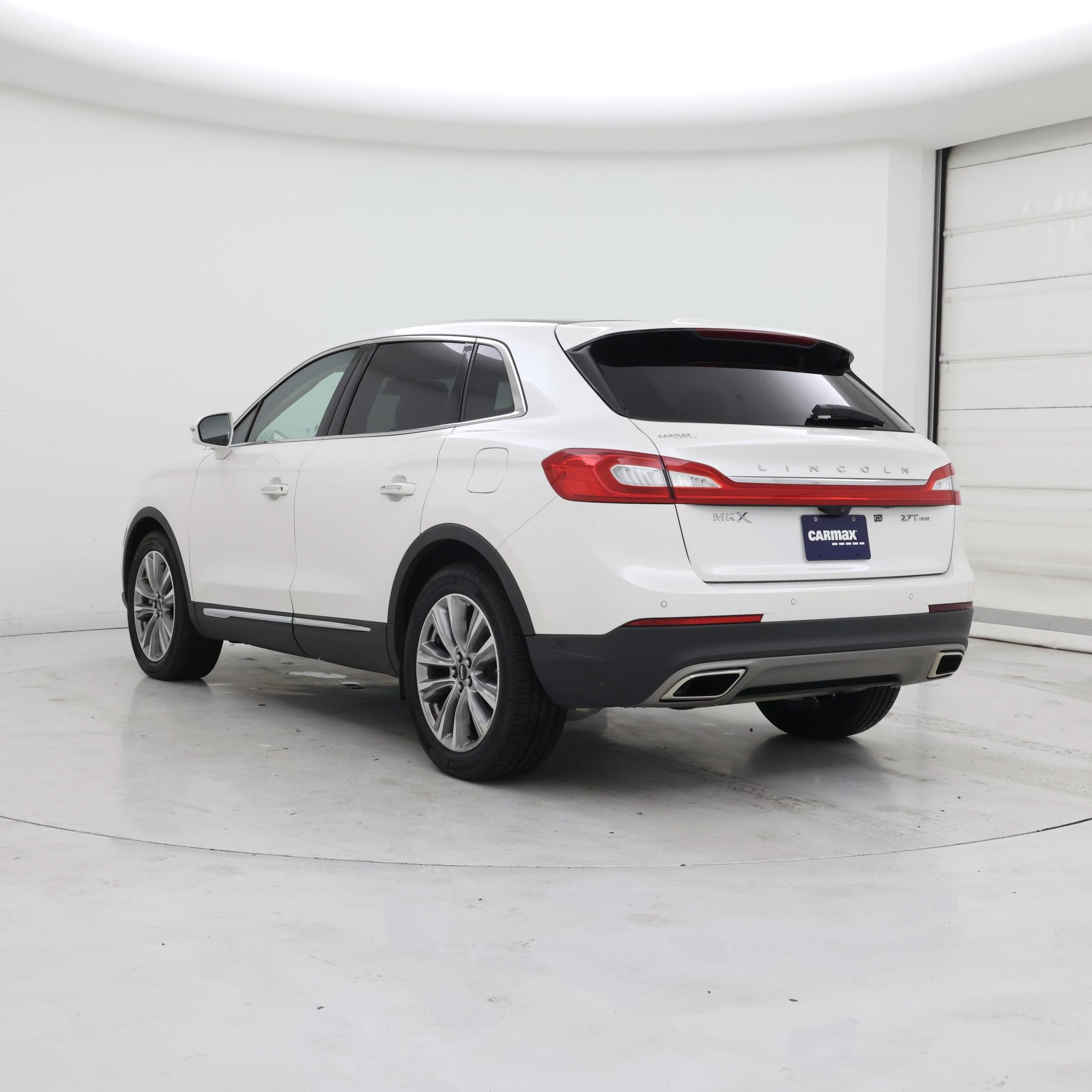 Thumbnail: 2018 Lincoln MKX - 2