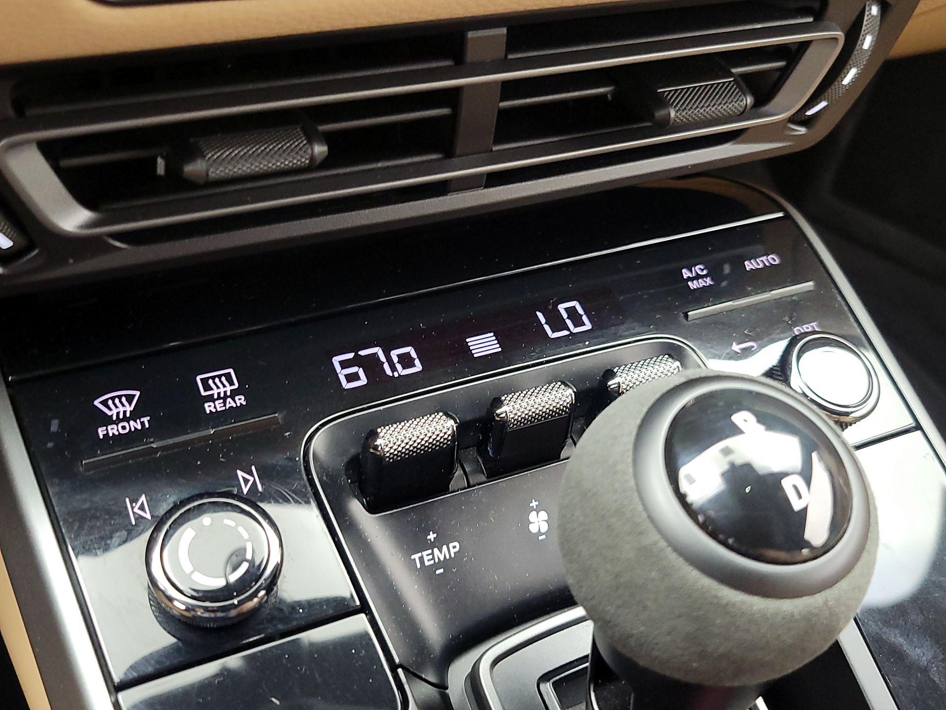 Thumbnail: 2020 Porsche 911 - 17