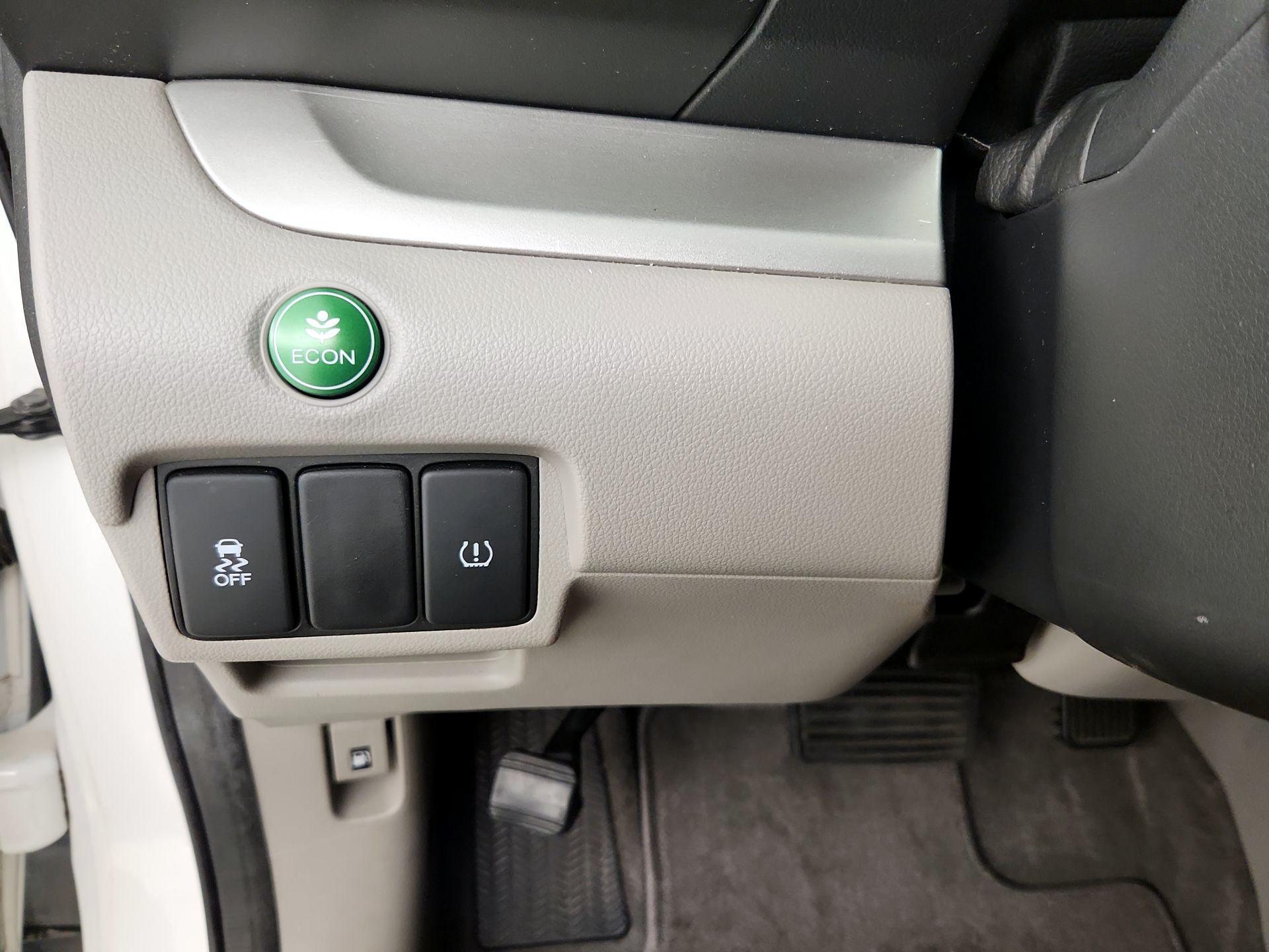 Thumbnail: 2014 Honda CR-V - 13
