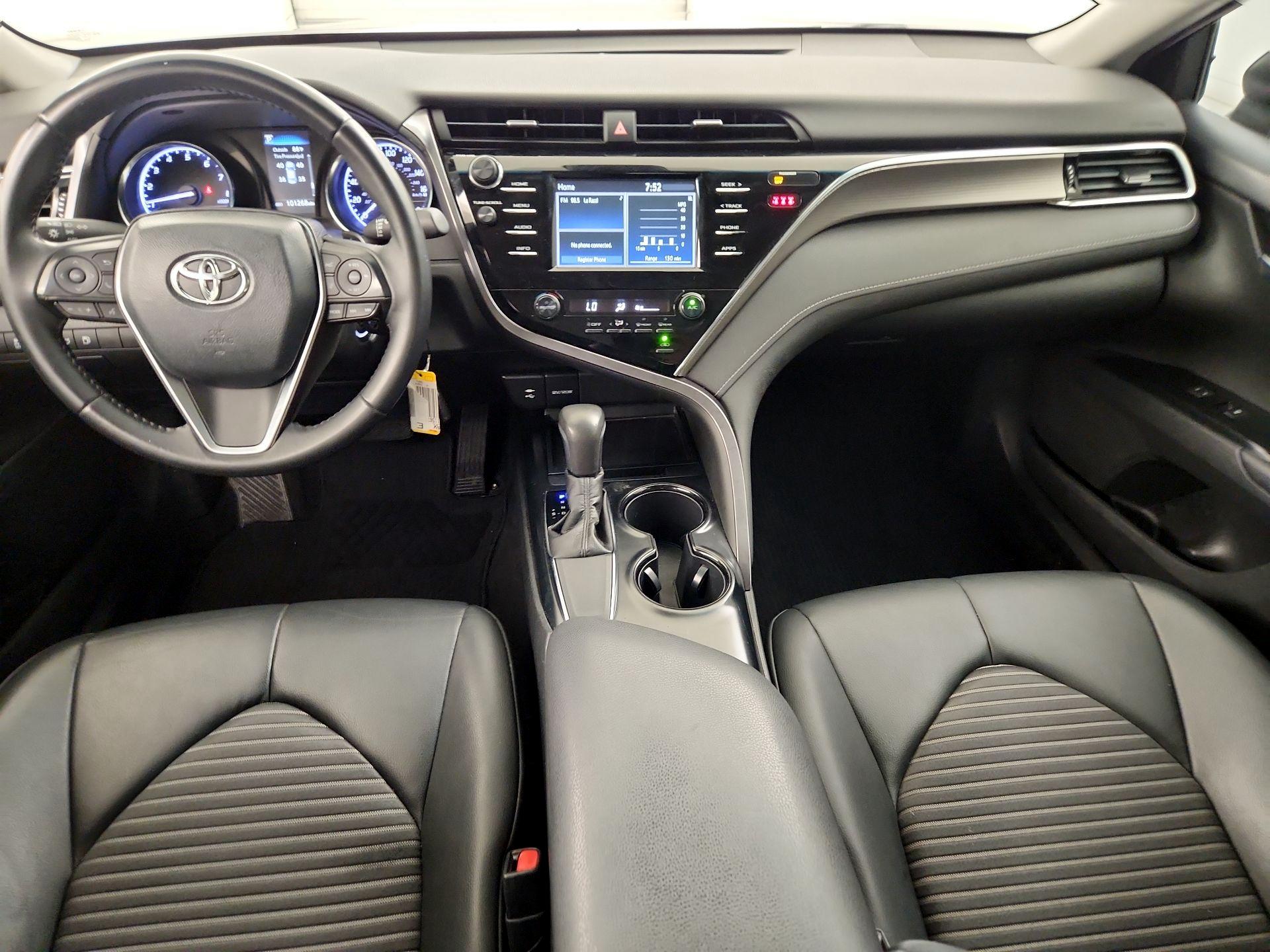 Thumbnail: 2018 Toyota Camry - 9