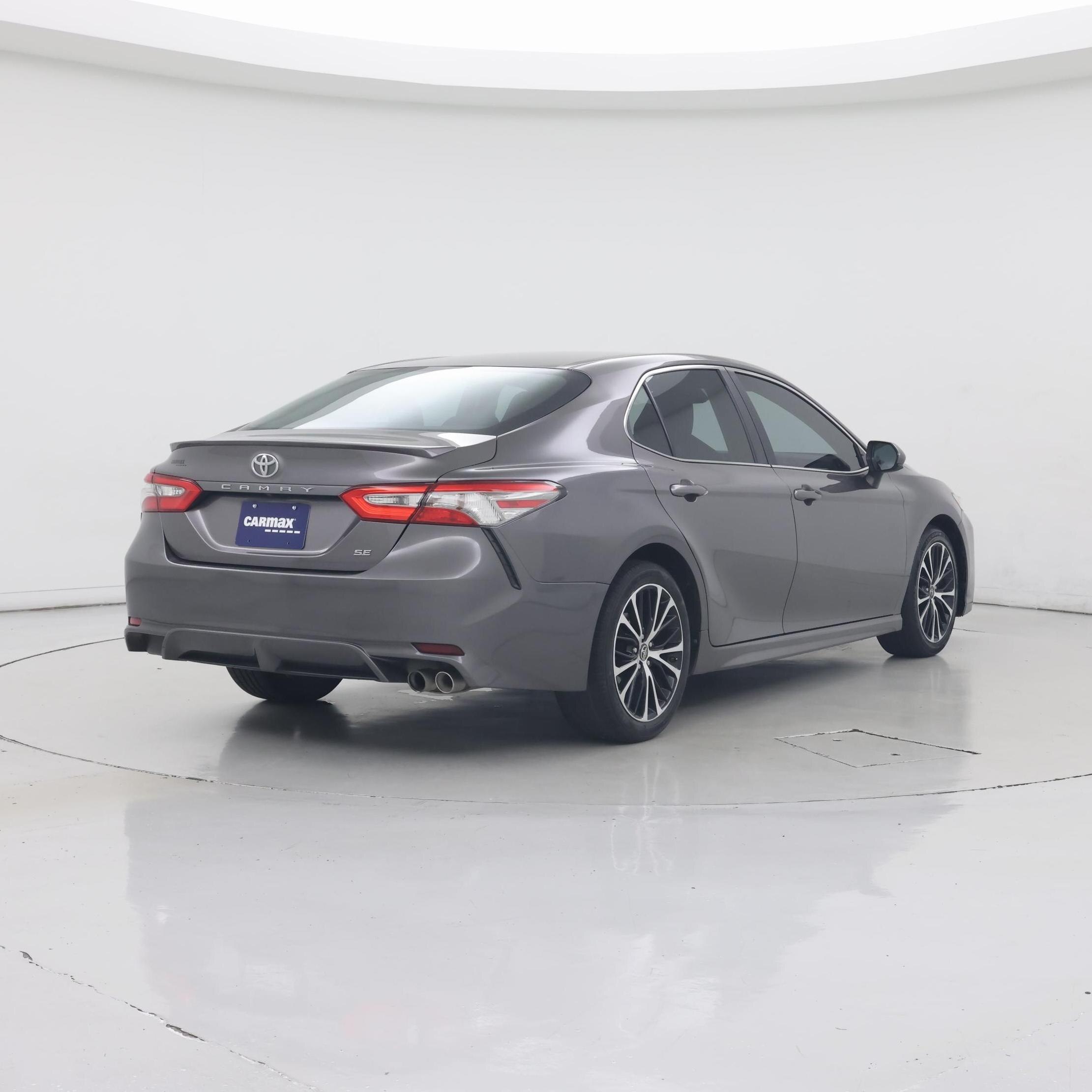 Thumbnail: 2018 Toyota Camry - 8