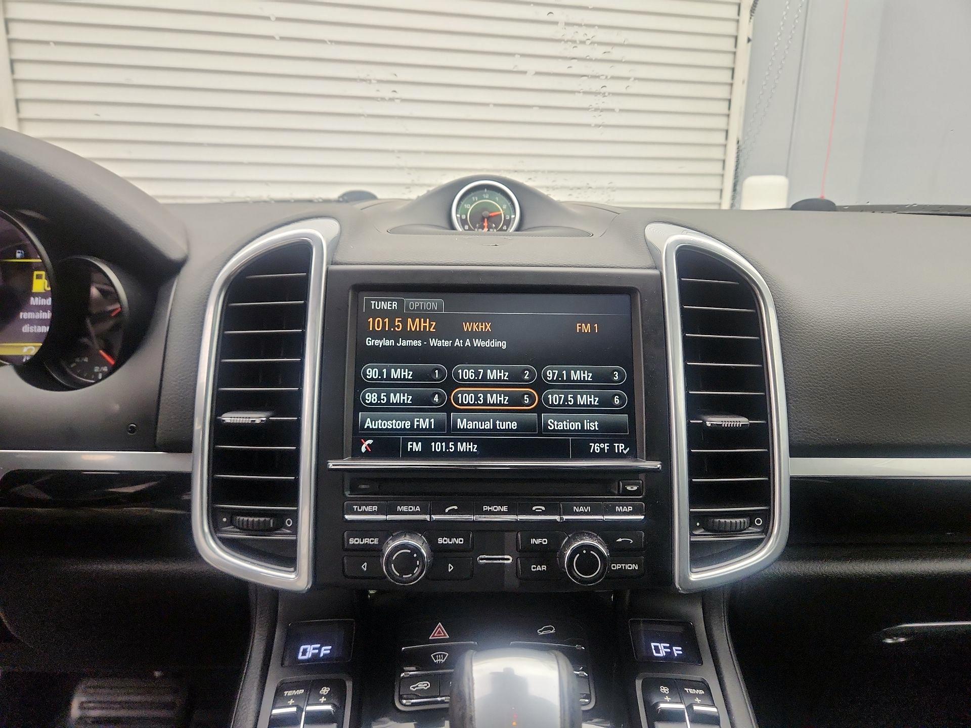Thumbnail: 2016 Porsche Cayenne - 15
