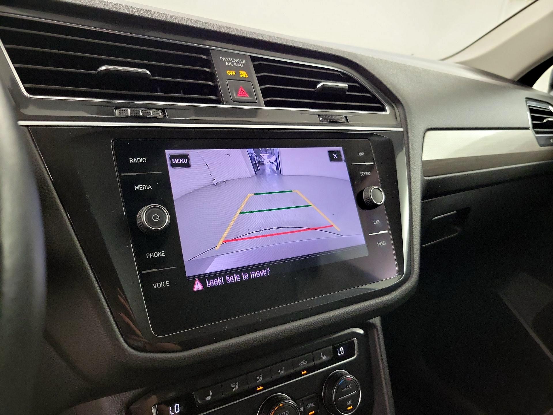 Thumbnail: 2019 Volkswagen Tiguan - 14