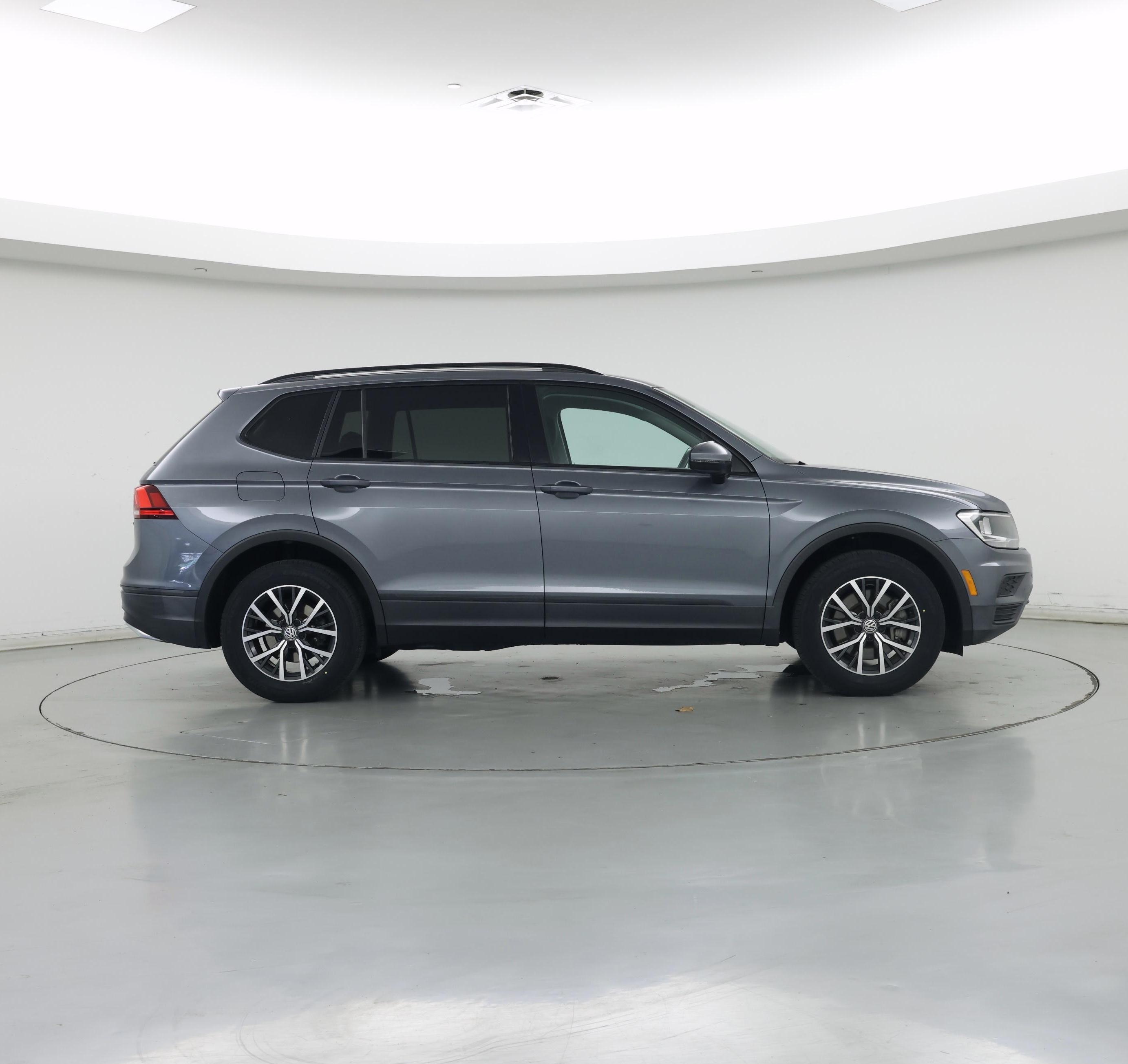 Thumbnail: 2019 Volkswagen Tiguan - 7