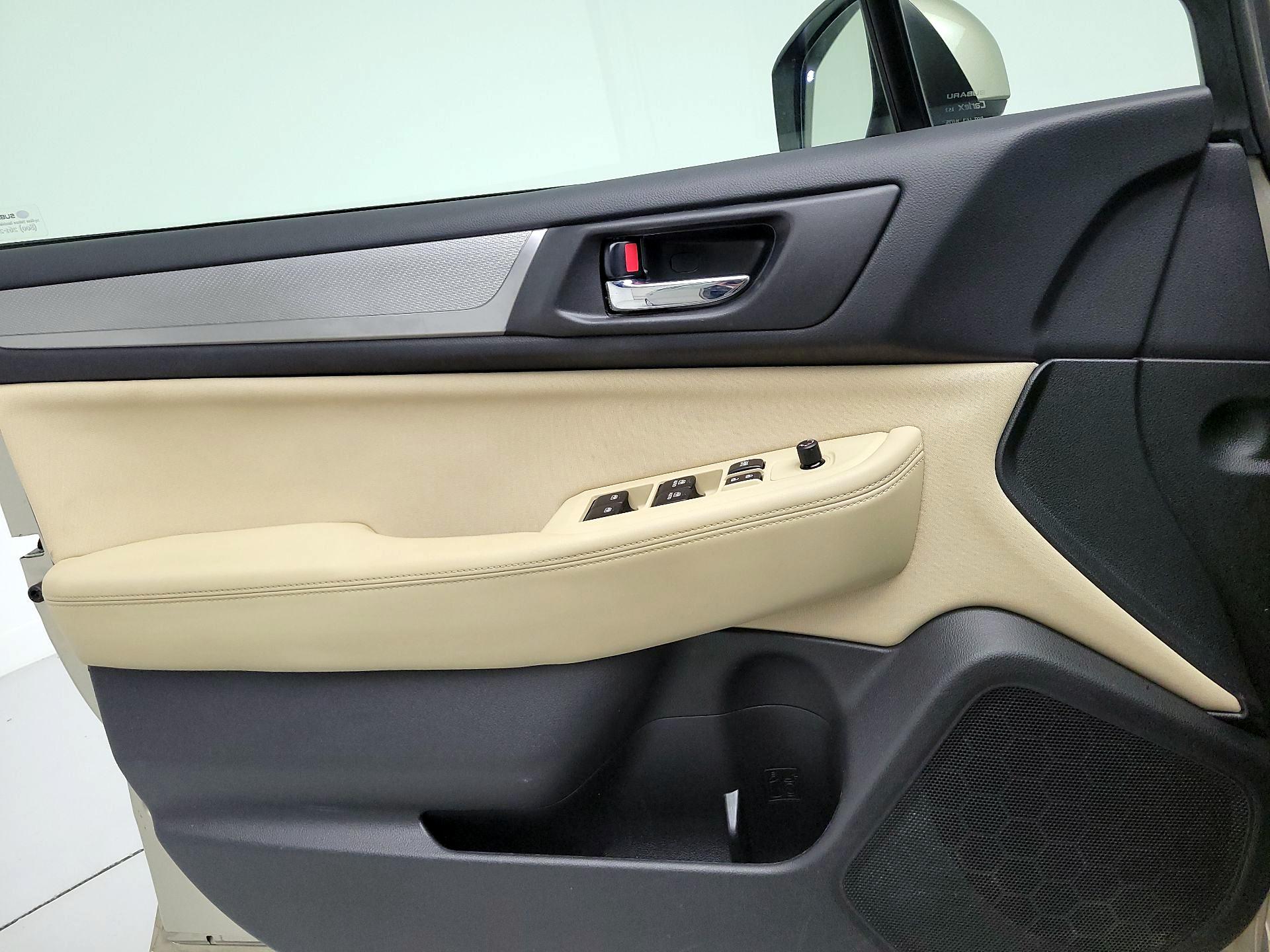 Thumbnail: 2015 Subaru Legacy - 12
