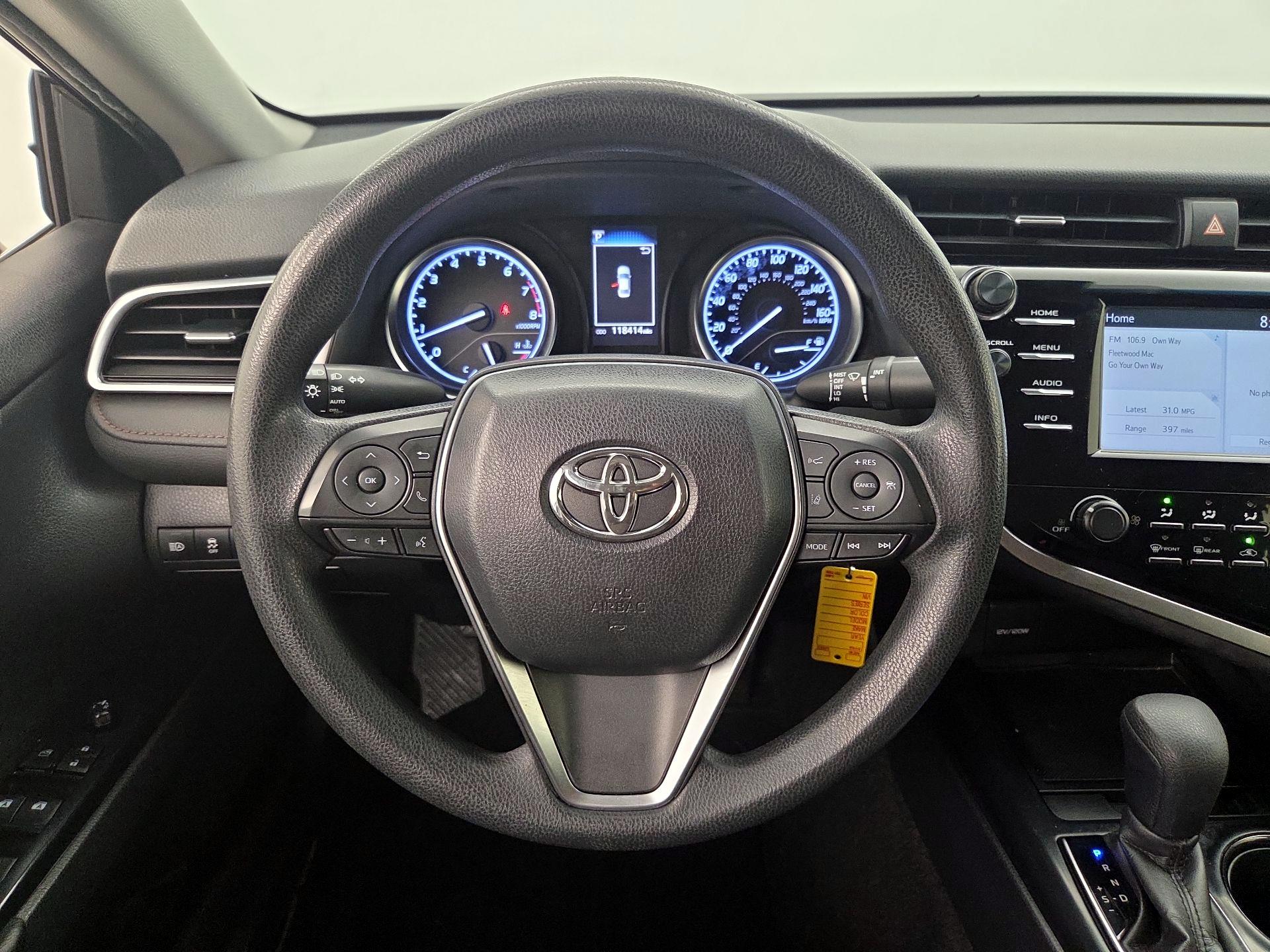 Thumbnail: 2018 Toyota Camry - 10