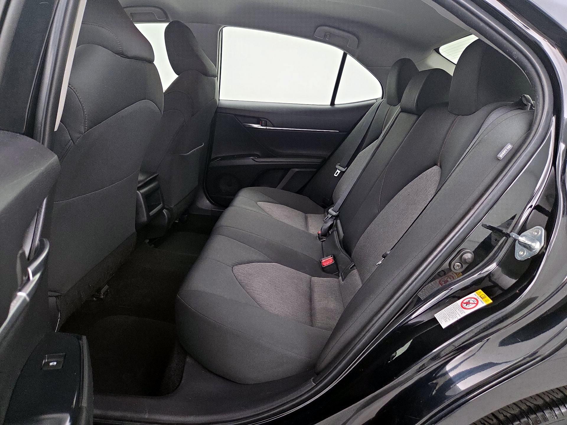 Thumbnail: 2018 Toyota Camry - 19