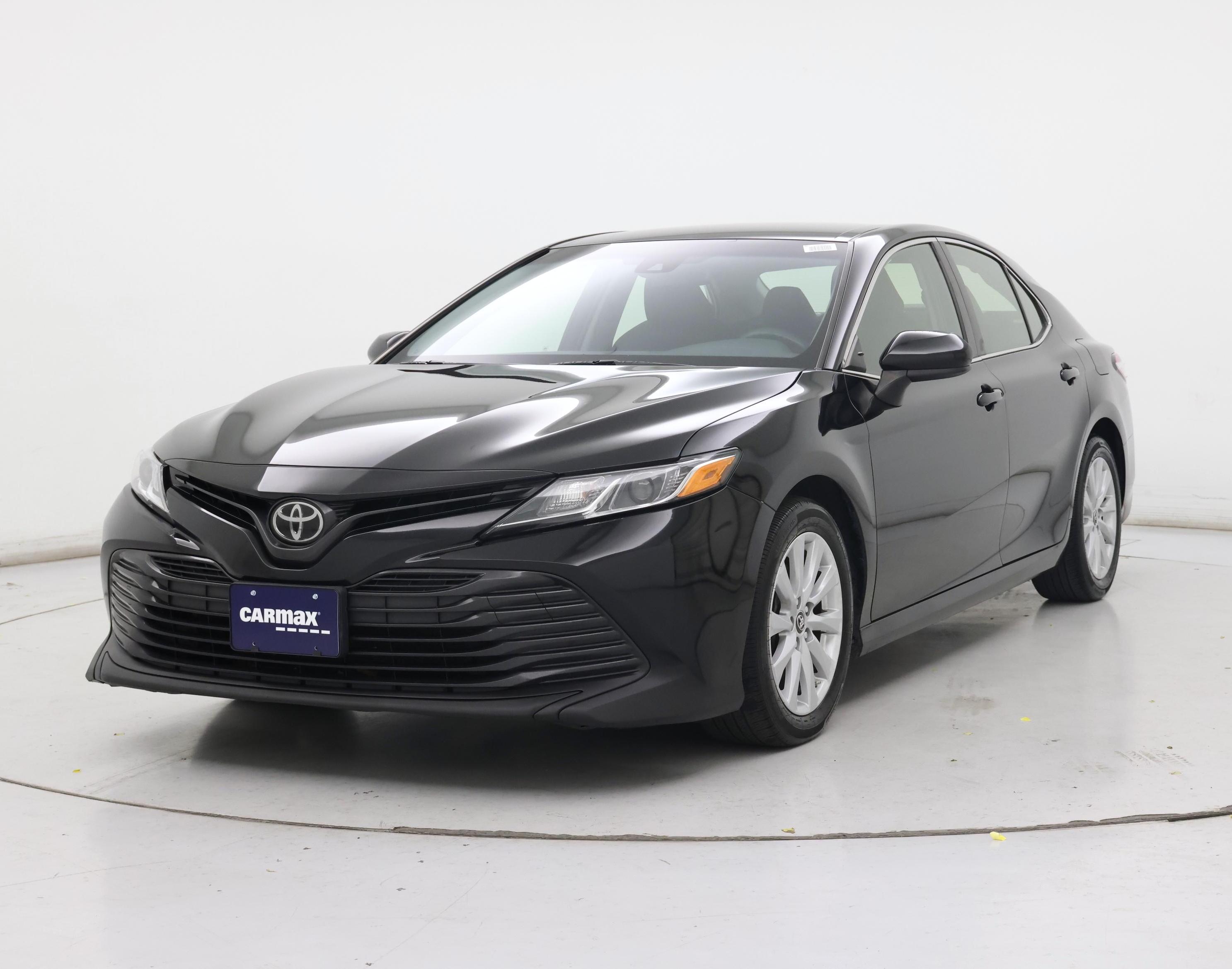 Thumbnail: 2018 Toyota Camry - 4