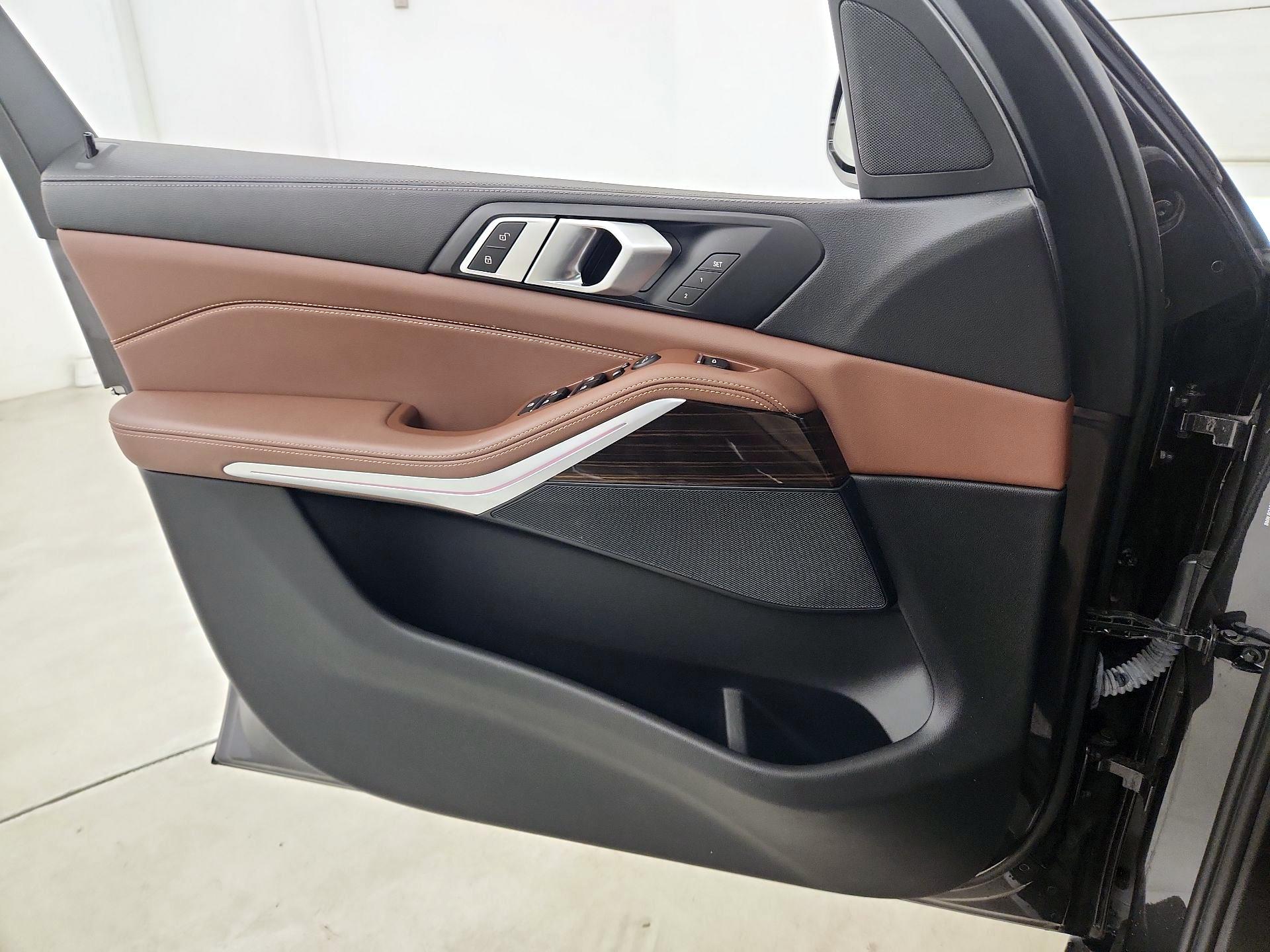 Thumbnail: 2023 BMW X5 - 12