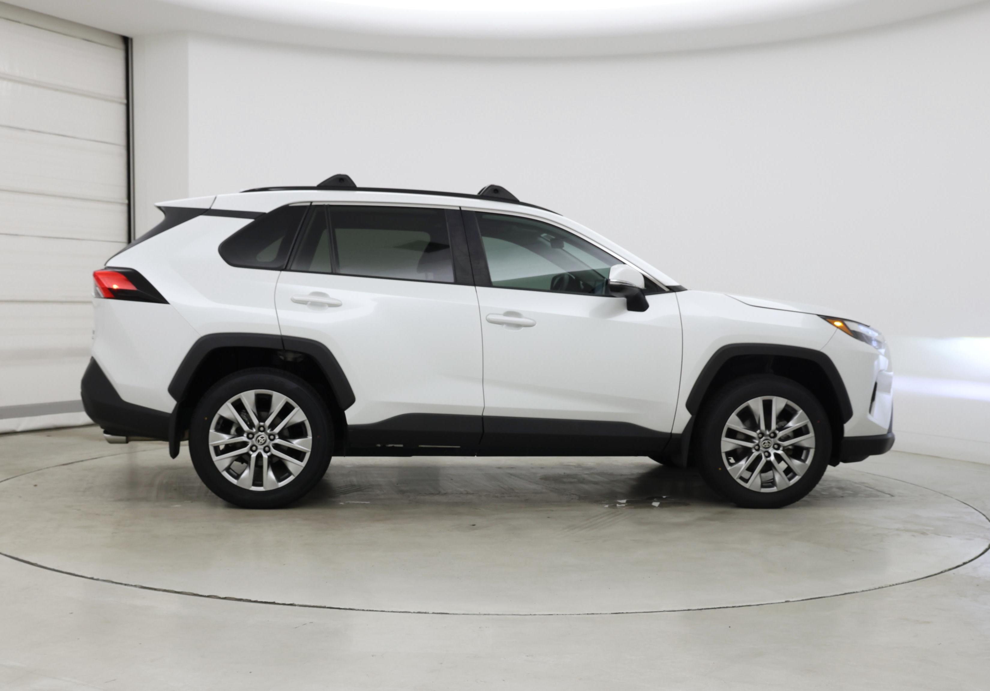 Thumbnail: 2024 Toyota RAV4 - 7