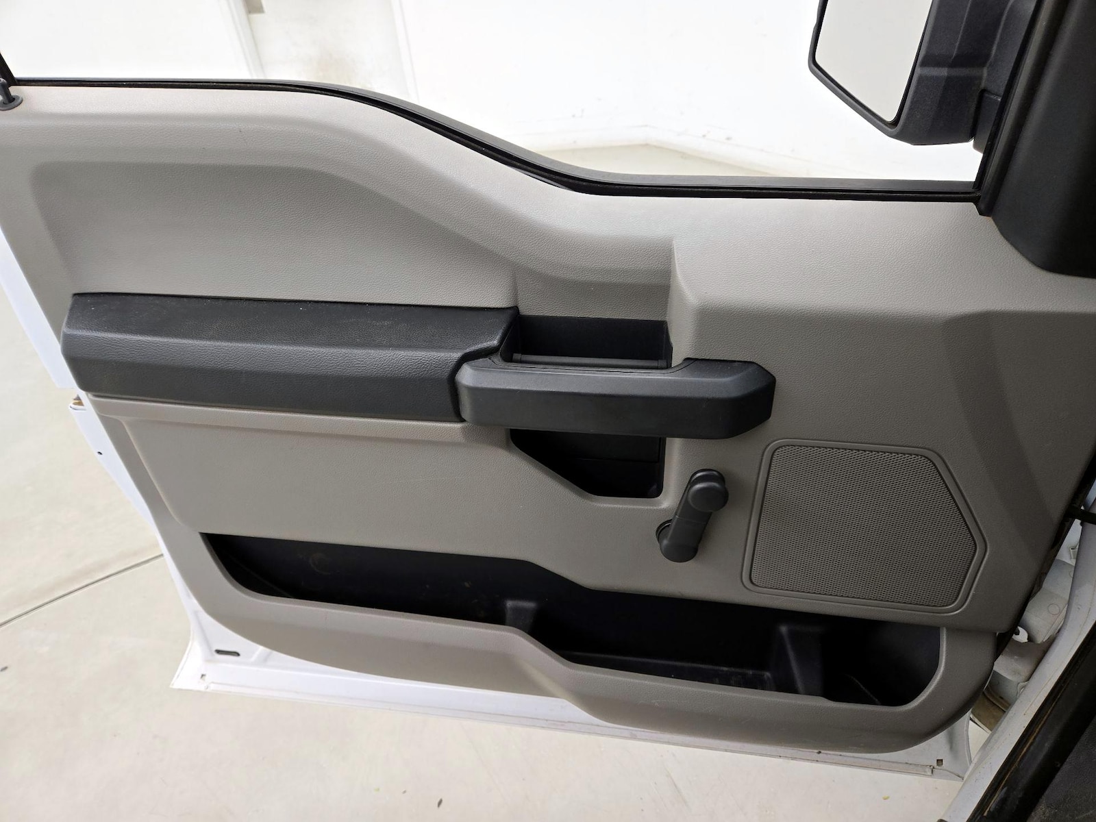 2018 Ford F-150 XL - Photo 13