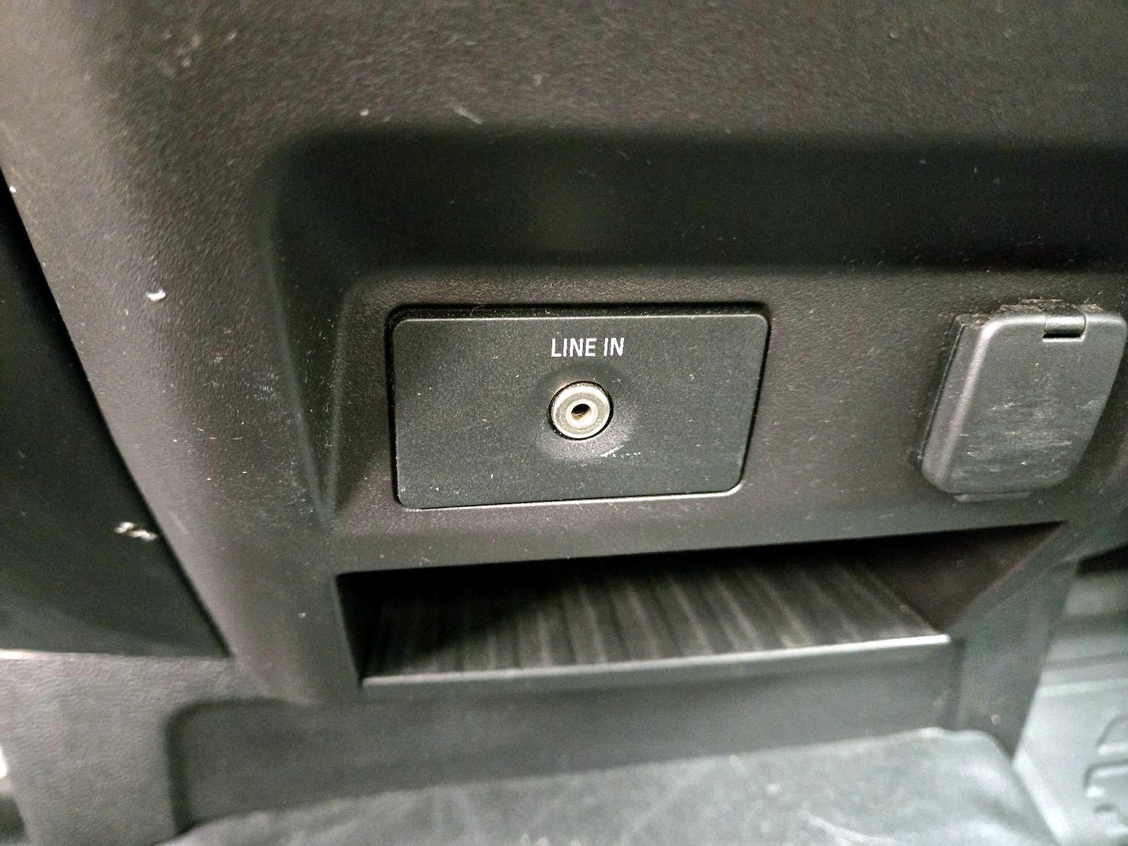 2018 Ford F-150 XL - Photo 19