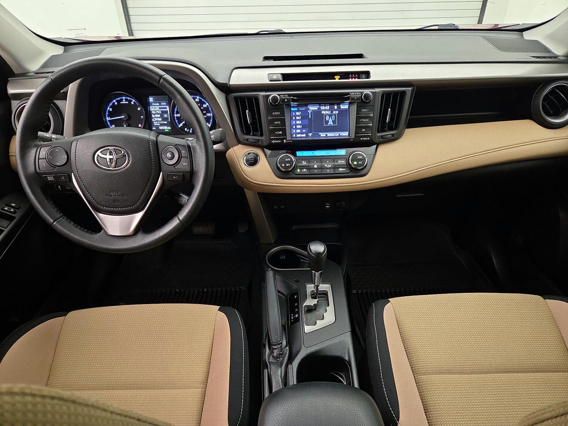 Thumbnail: 2018 Toyota RAV4 - 9