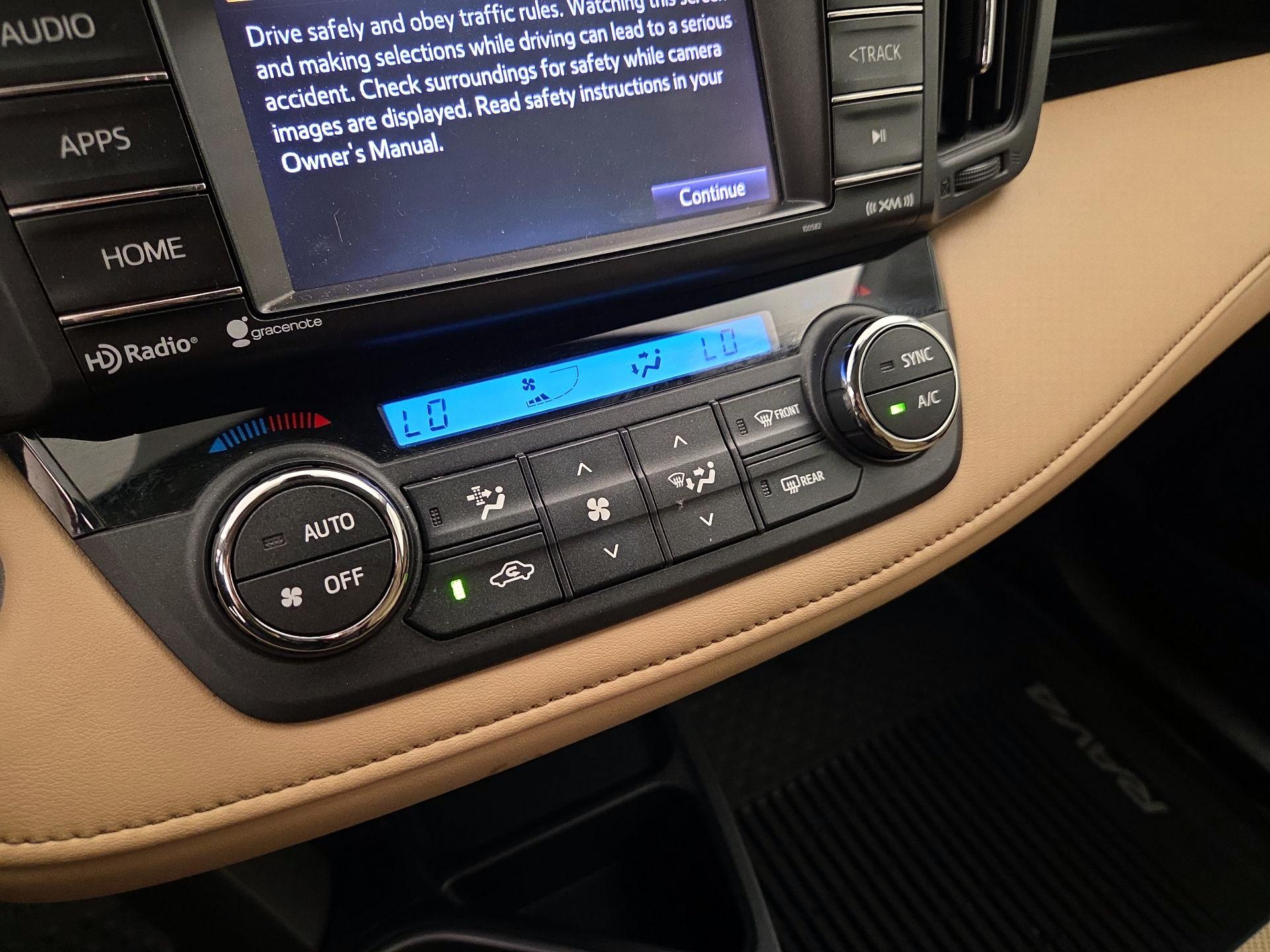 Thumbnail: 2018 Toyota RAV4 - 16