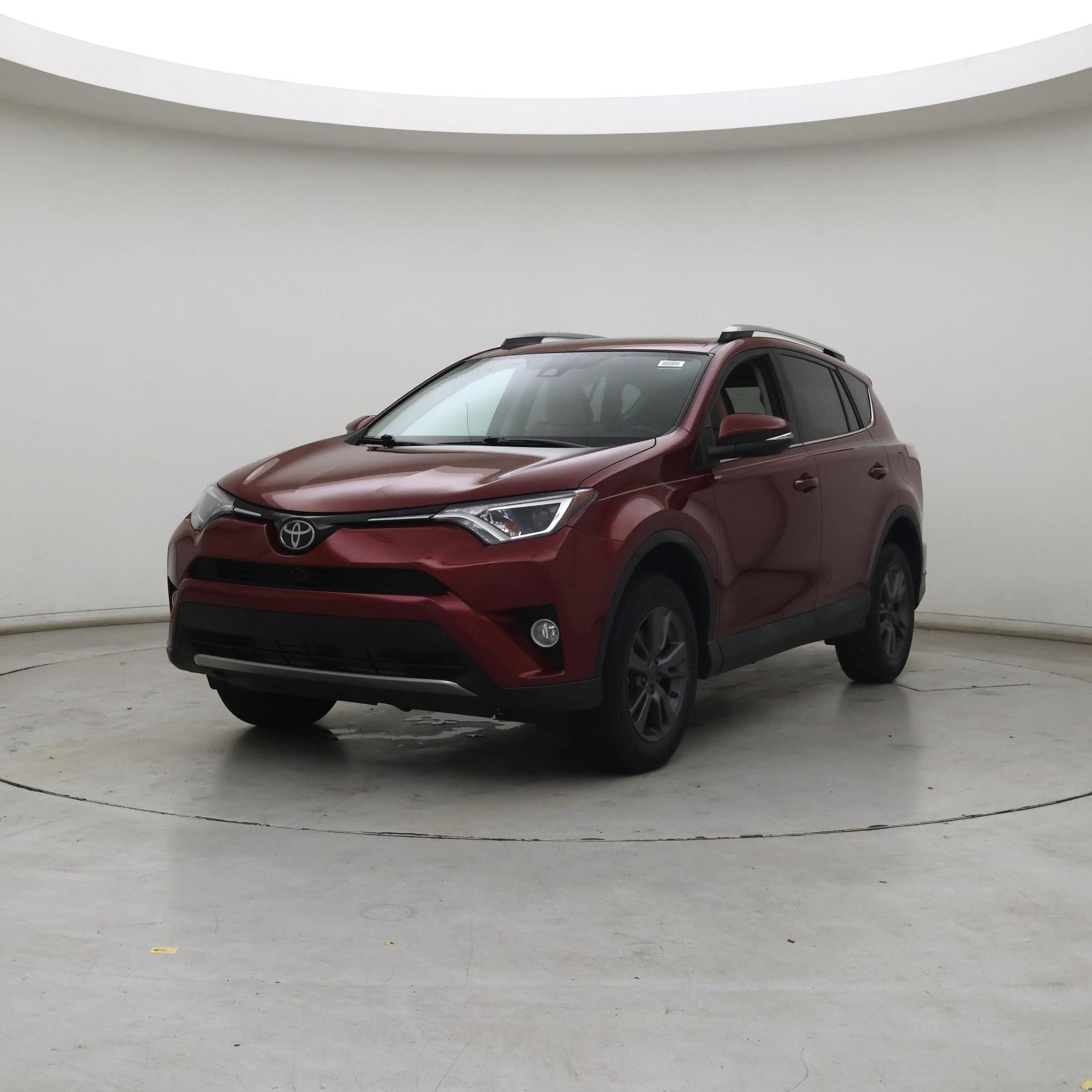 Thumbnail: 2018 Toyota RAV4 - 4