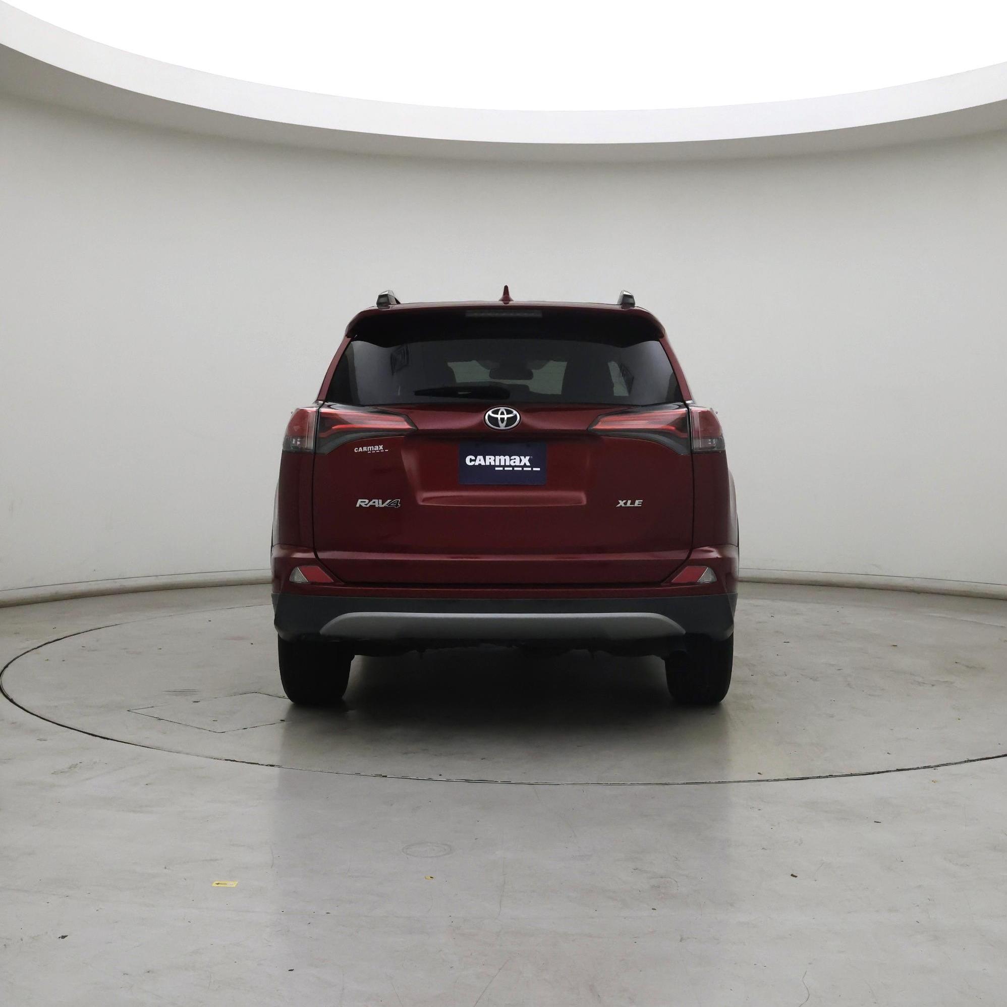 Thumbnail: 2018 Toyota RAV4 - 6