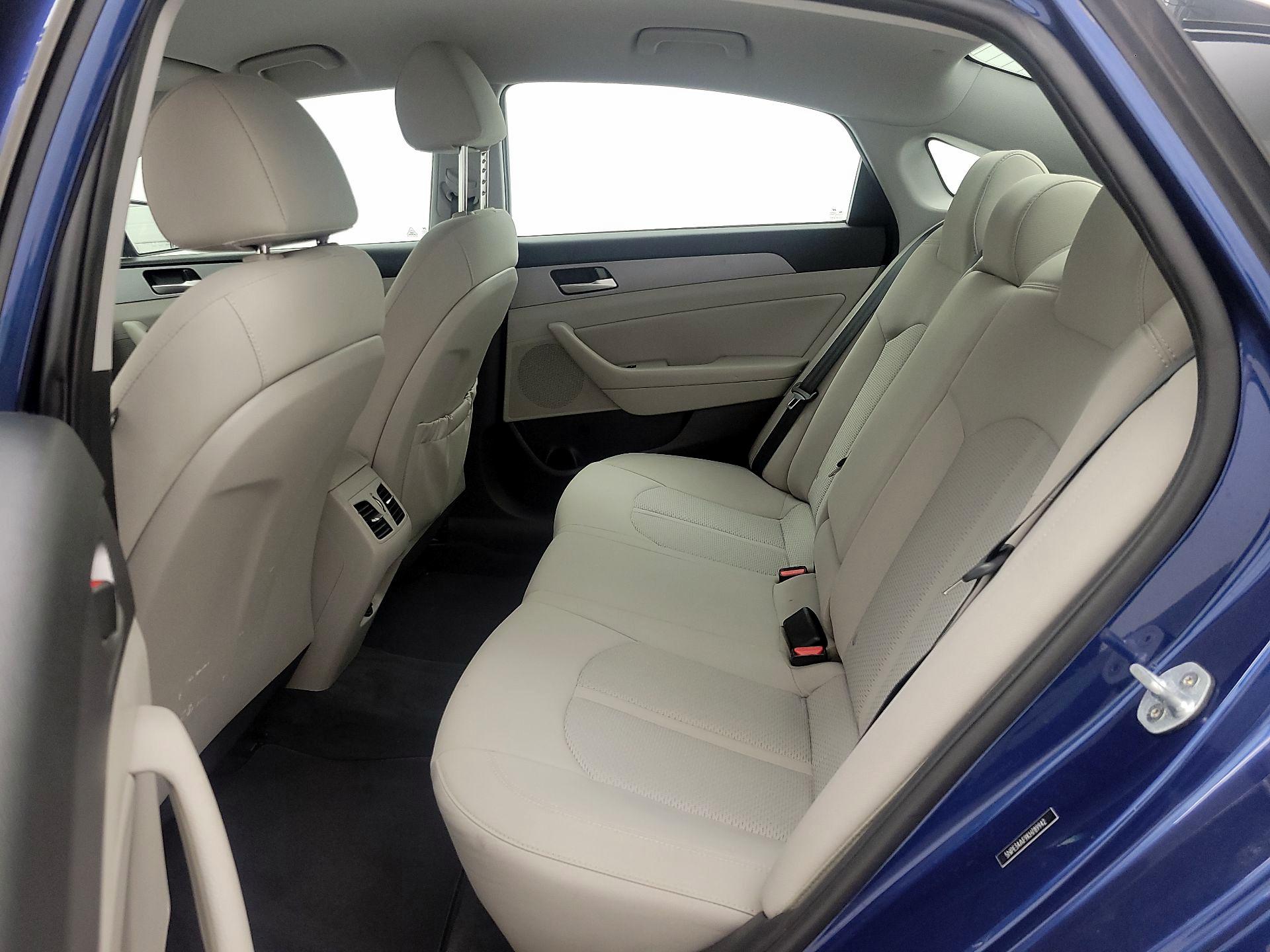 Thumbnail: 2019 Hyundai Sonata - 19