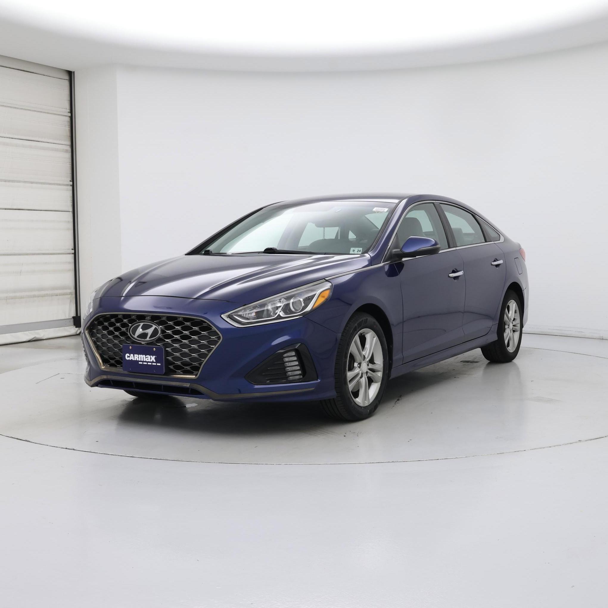 Thumbnail: 2019 Hyundai Sonata - 4