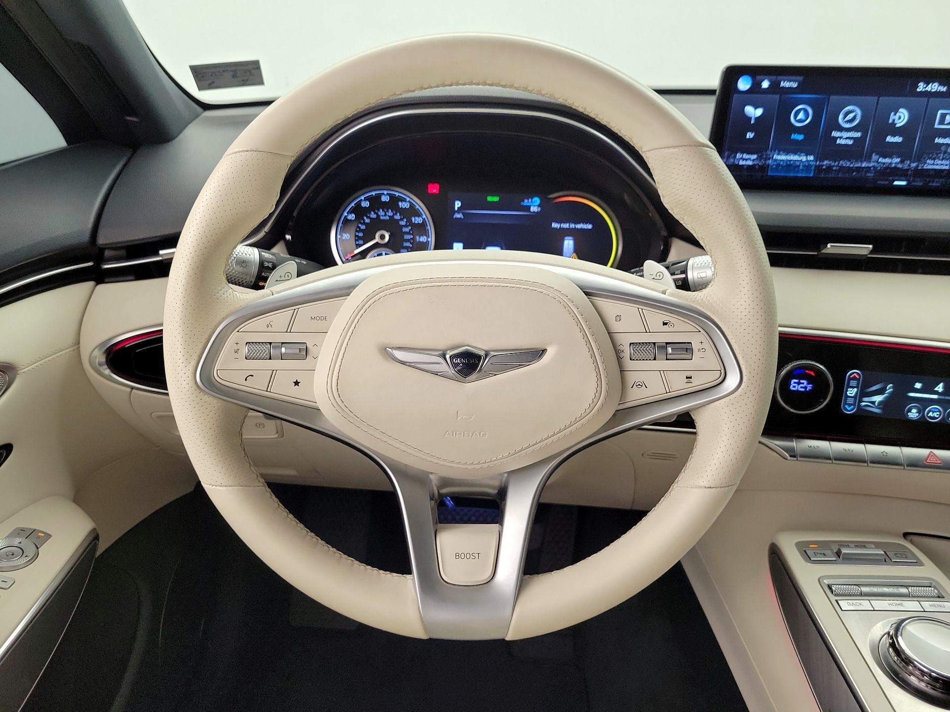 Thumbnail: 2023 Genesis GV70 - 10