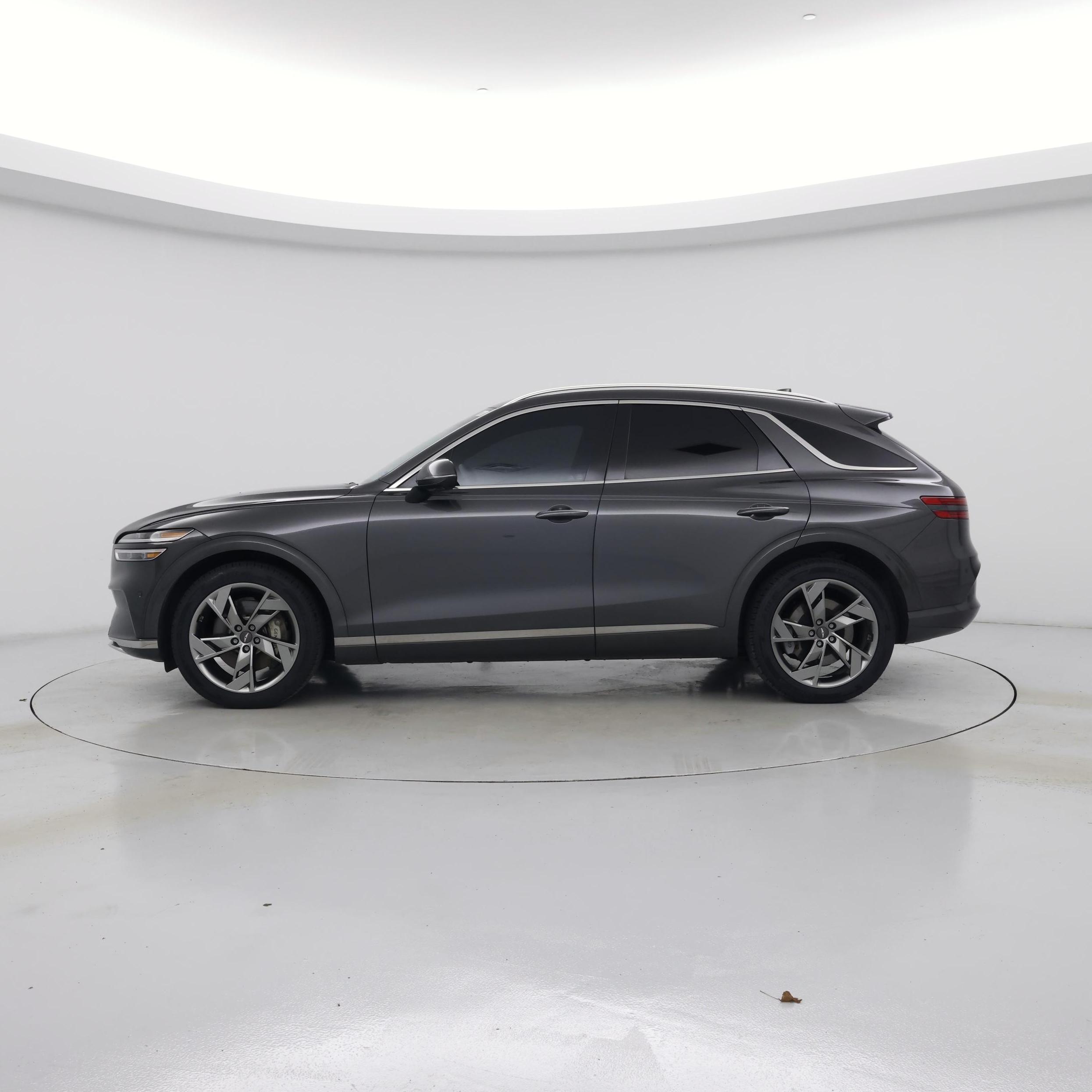 Thumbnail: 2023 Genesis GV70 - 3
