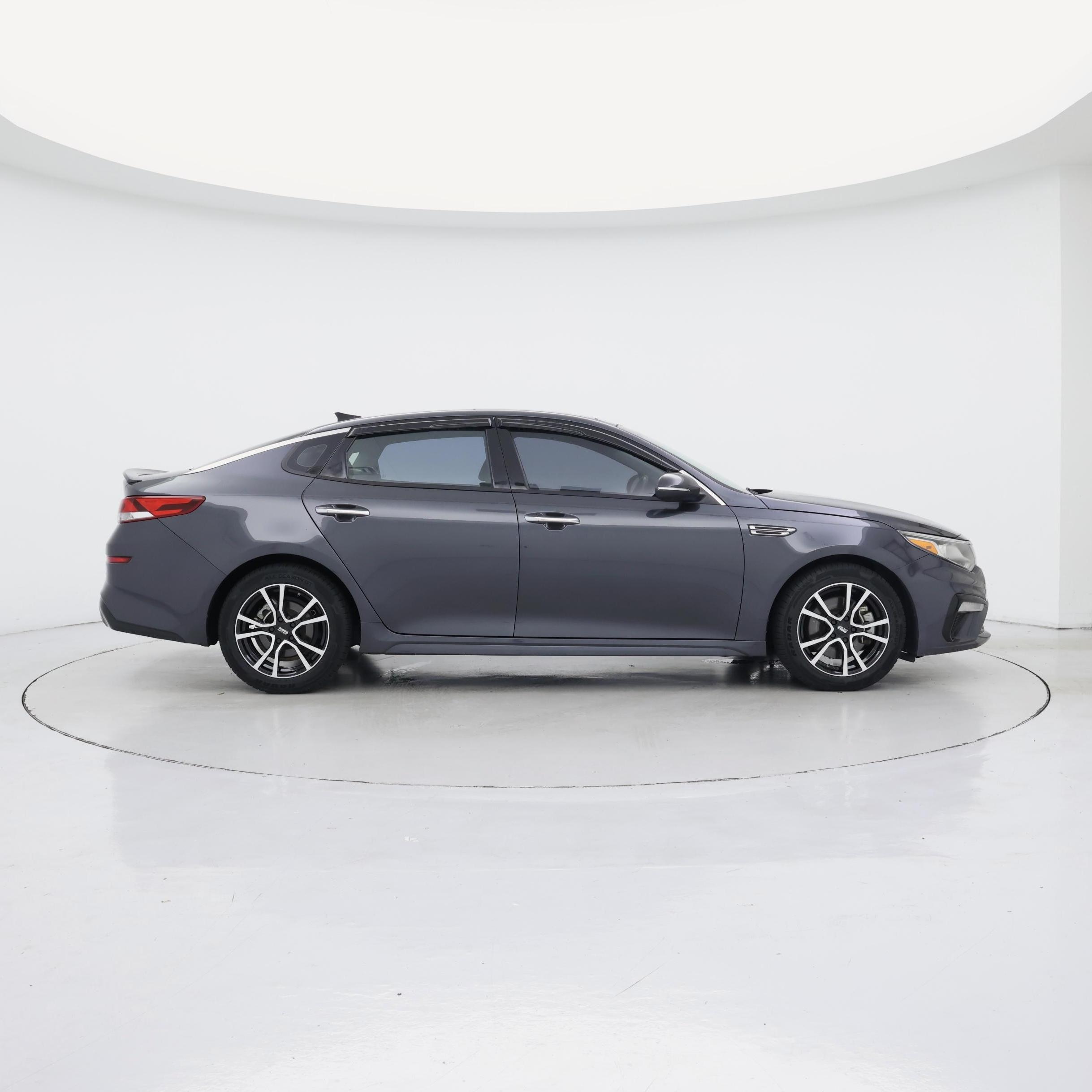 Thumbnail: 2019 Kia Optima - 7